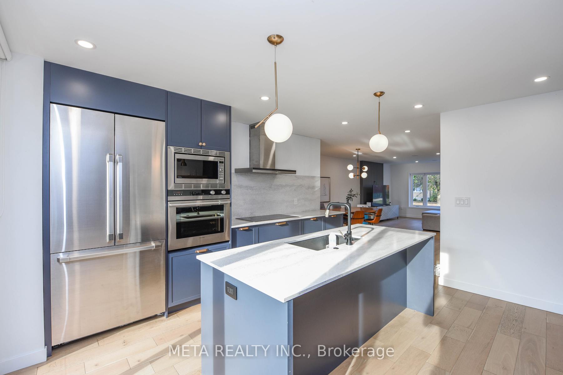 Photo 7 of 28 Connorvale Avenue, Etobicoke, Alderwood — HOMEH