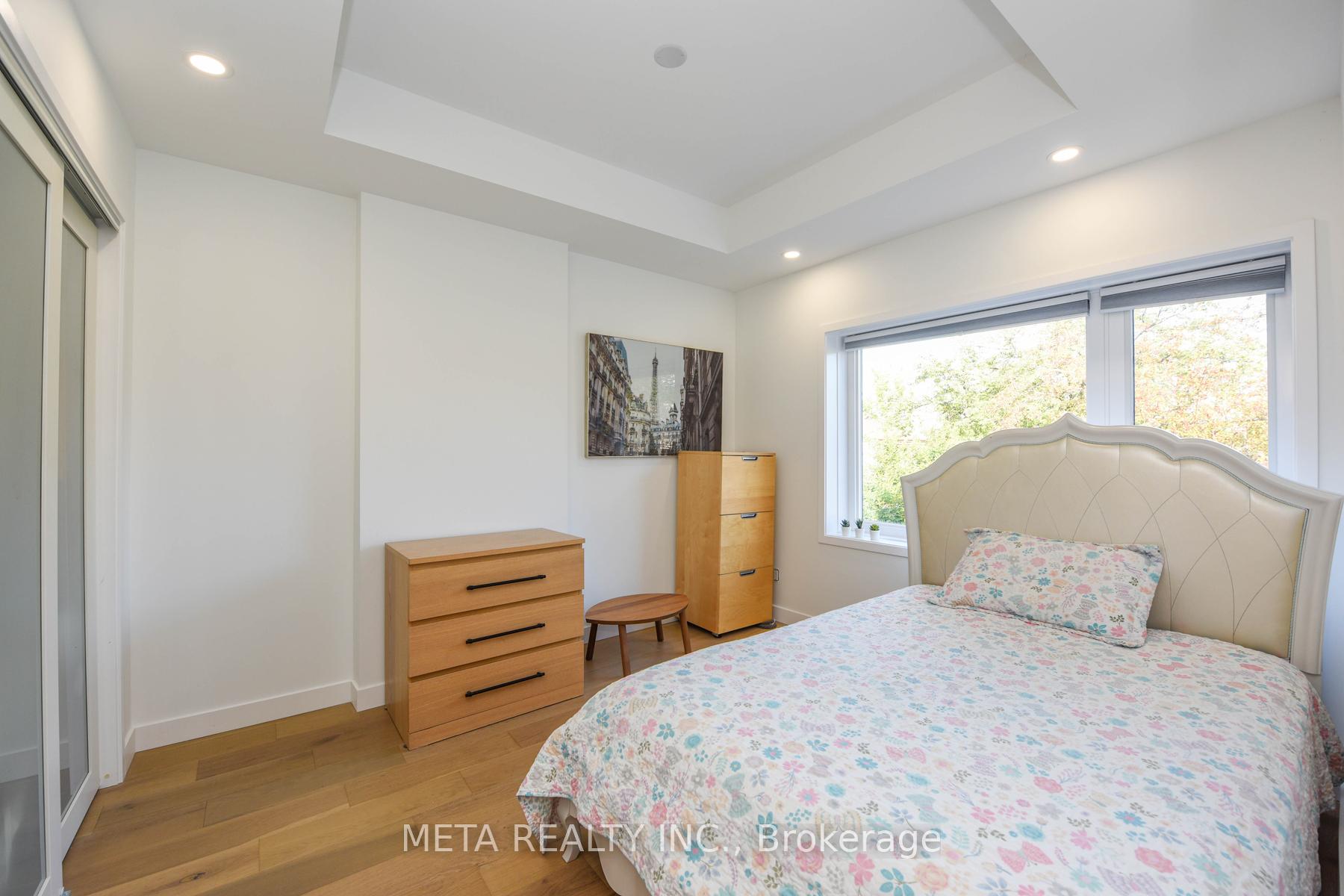 Photo 14 of 28 Connorvale Avenue, Etobicoke, Alderwood — HOMEH