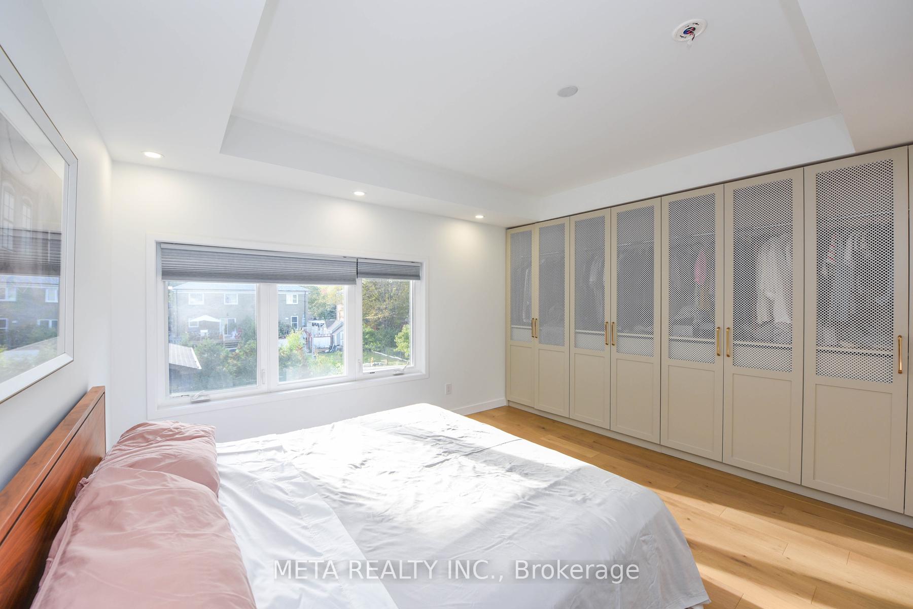 Photo 17 of 28 Connorvale Avenue, Etobicoke, Alderwood — HOMEH