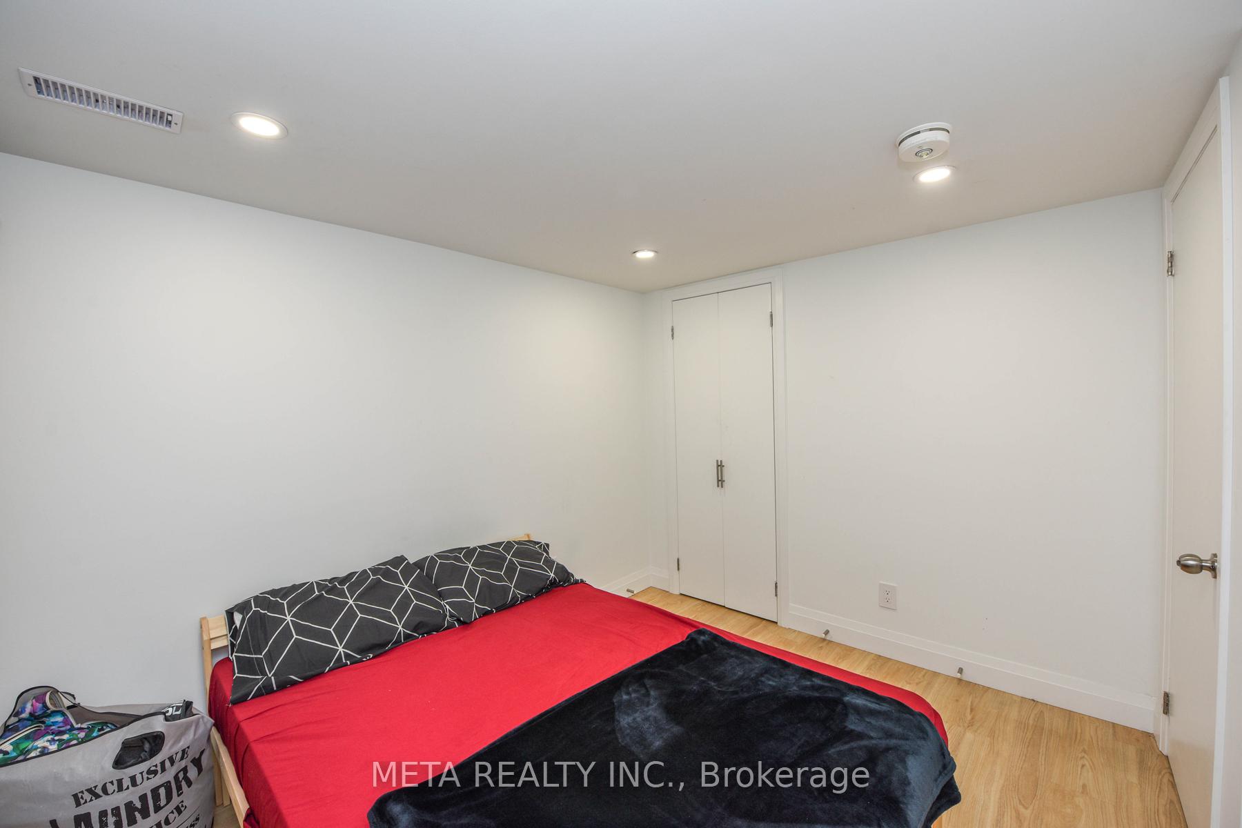 Photo 24 of 28 Connorvale Avenue, Etobicoke, Alderwood — HOMEH