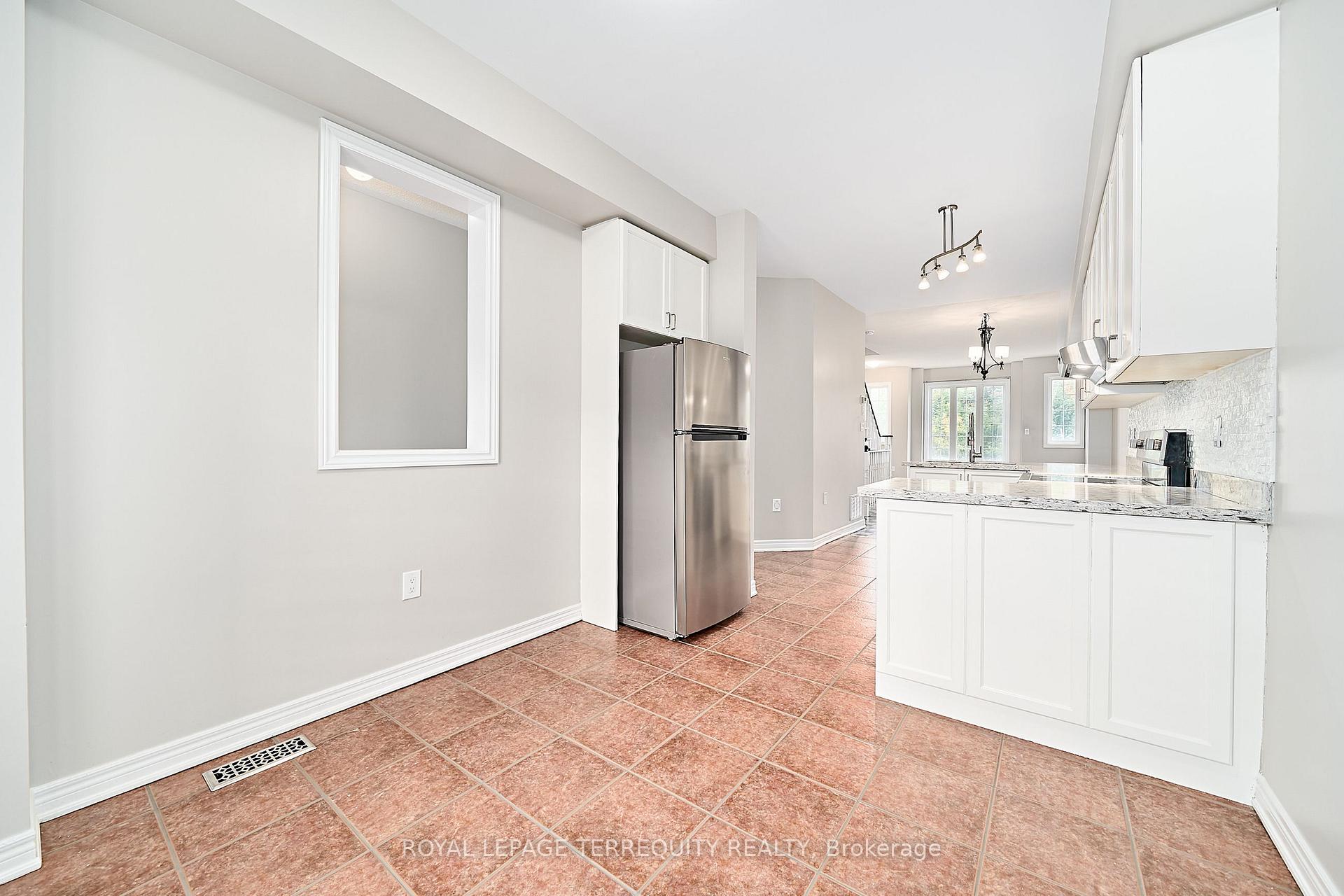 Photo 12 of Unit 5, 301 Strouds Lane, Pickering, Highbush — HOMEH