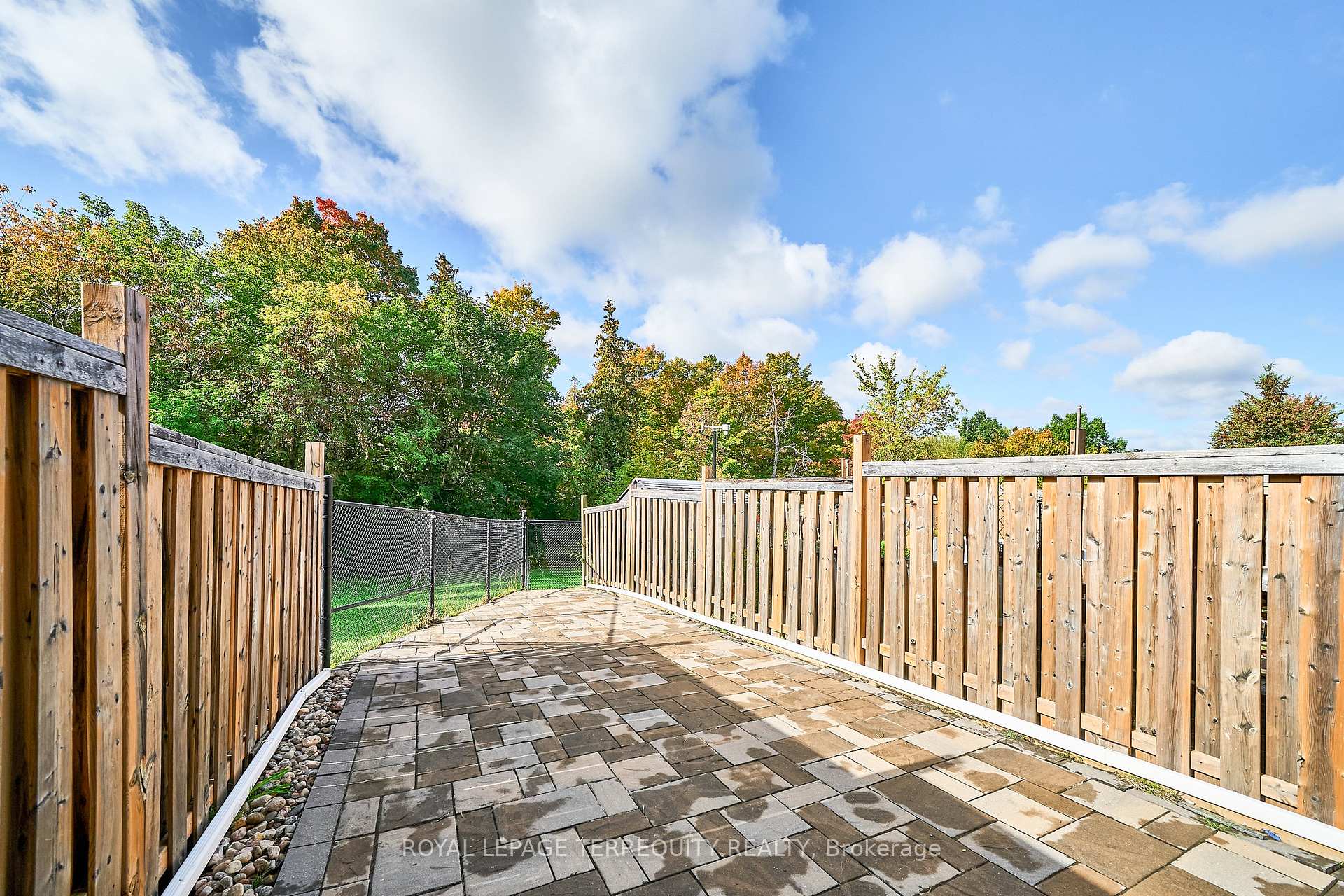 Photo 31 of Unit 5, 301 Strouds Lane, Pickering, Highbush — HOMEH