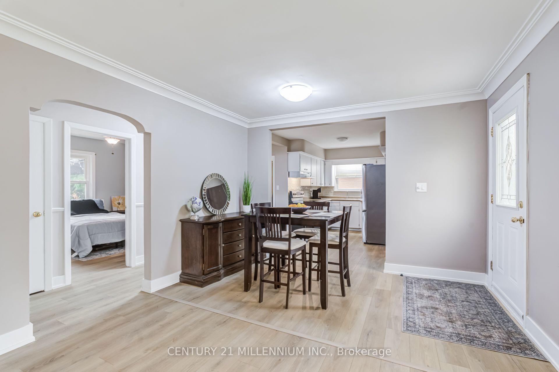Photo 6 of 44 Byron Street, Halton Hills, Georgetown — HOMEH
