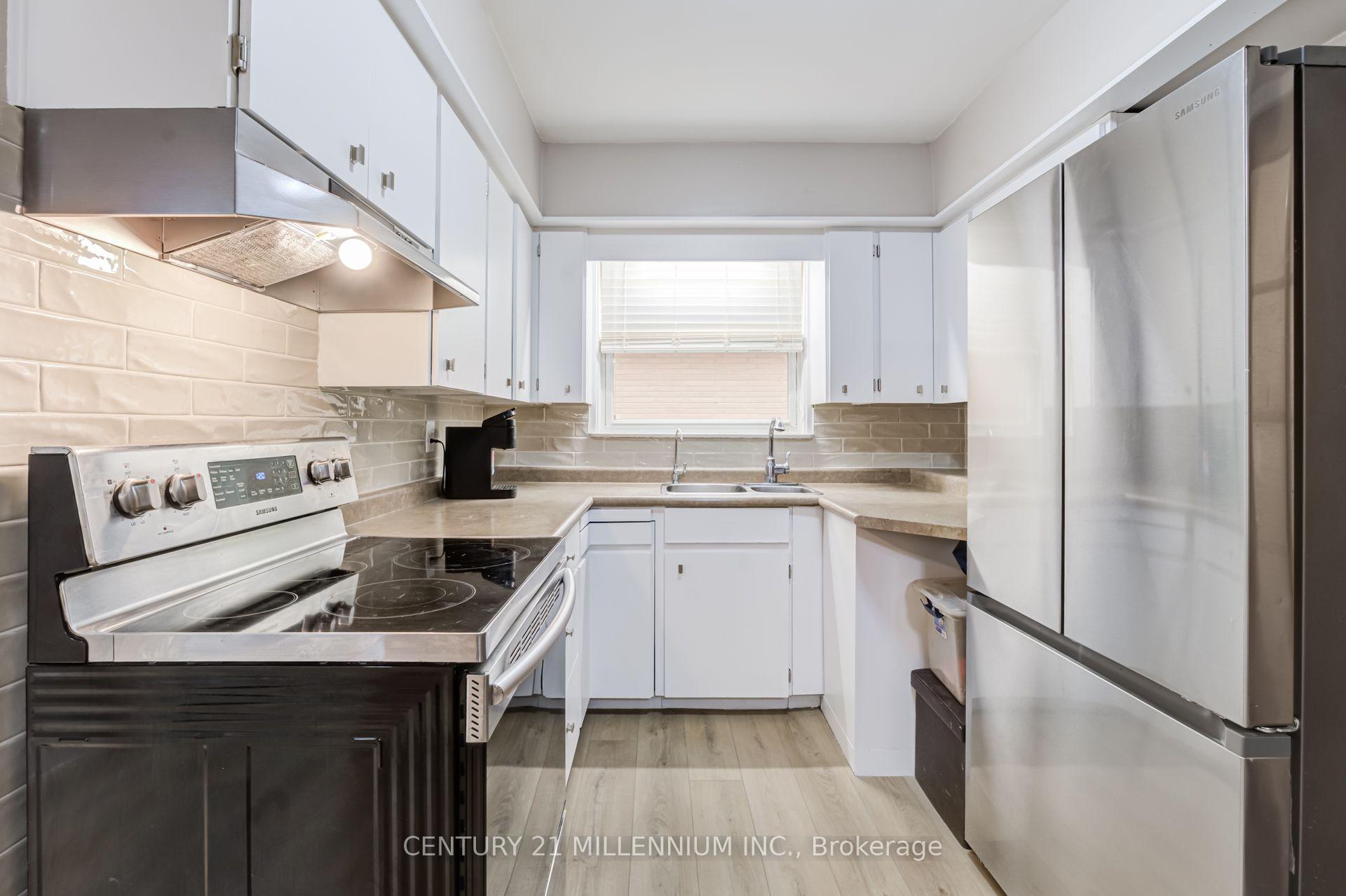 Photo 8 of 44 Byron Street, Halton Hills, Georgetown — HOMEH