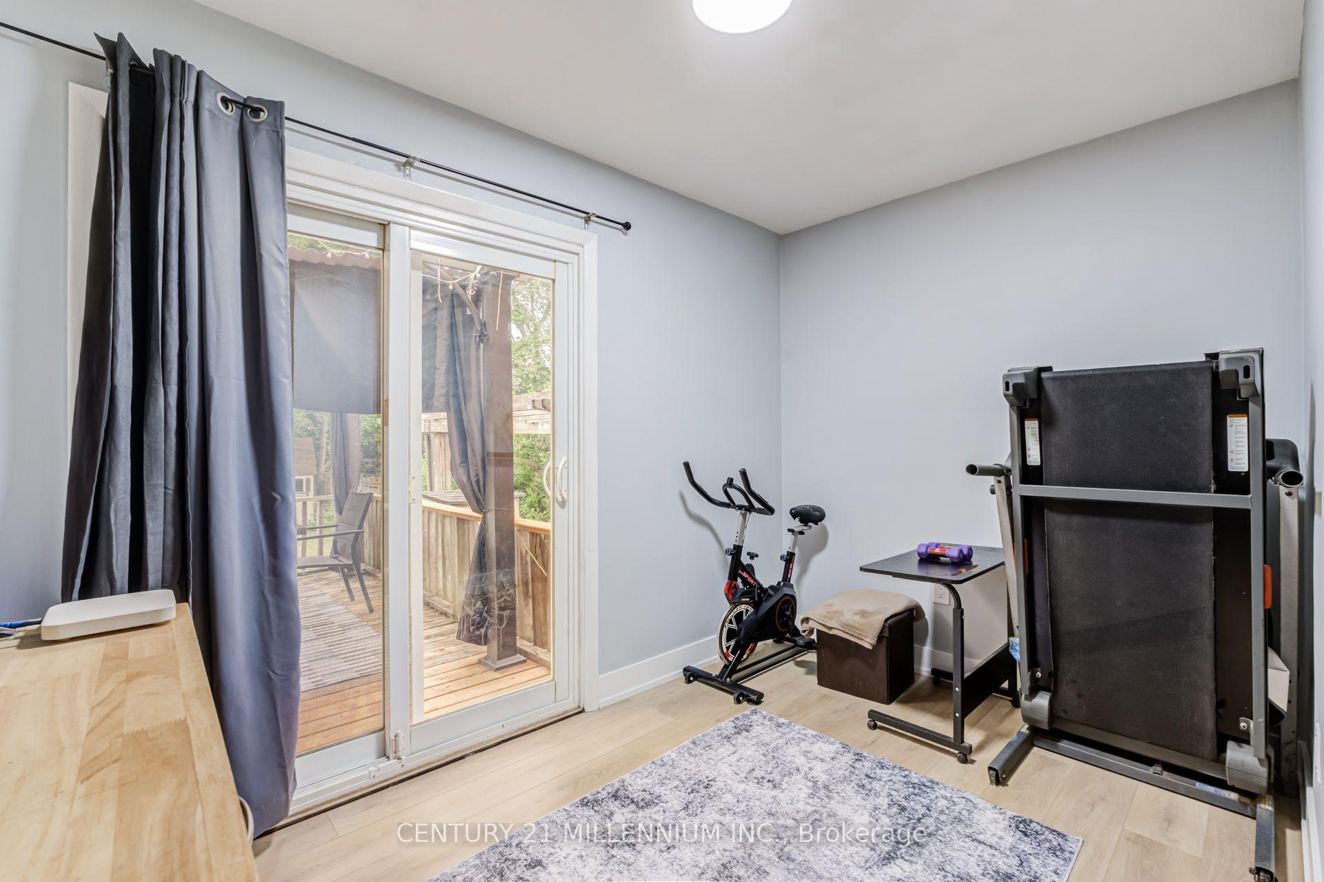 Photo 11 of 44 Byron Street, Halton Hills, Georgetown — HOMEH