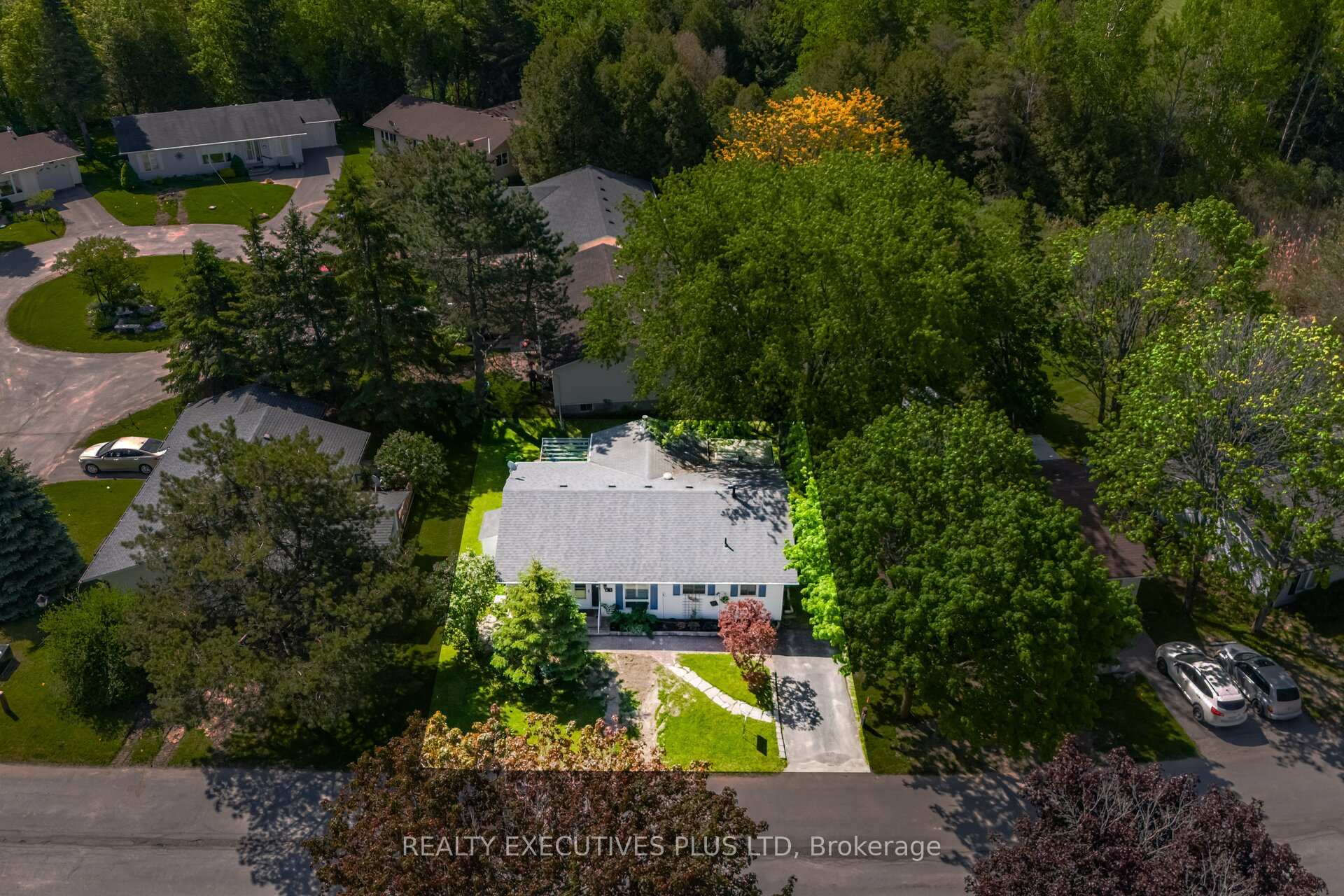 Photo 4 of 5 Tecumseth Pines Drive, New Tecumseth, Rural New Tecumseth — HOMEH