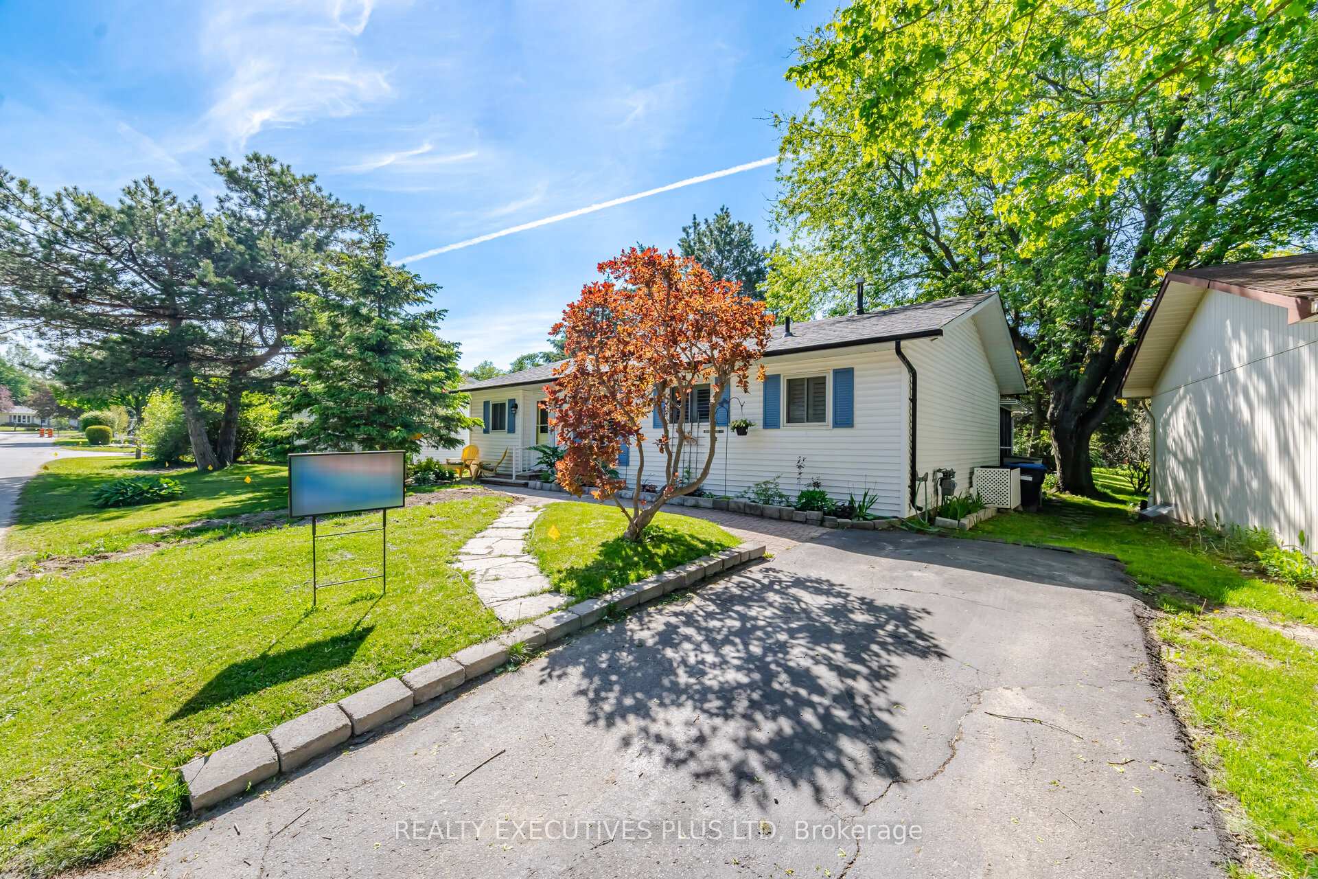 Photo 7 of 5 Tecumseth Pines Drive, New Tecumseth, Rural New Tecumseth — HOMEH