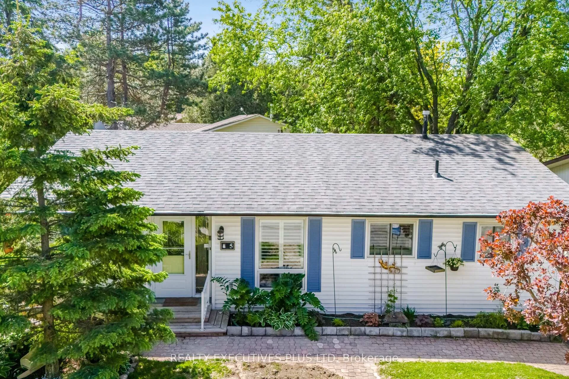 Photo 10 of 5 Tecumseth Pines Drive, New Tecumseth, Rural New Tecumseth — HOMEH