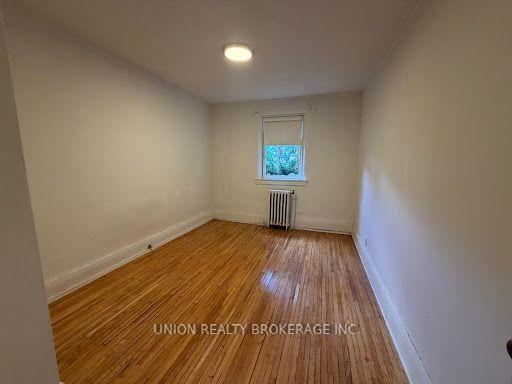 Photo 10 of 84 Willow Avenue, Toronto, The Beaches — HOMEH