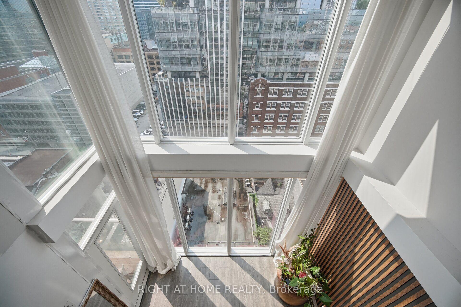 Photo 17 of Unit Lph01, 21 Nelson Street, Toronto, Waterfront Communities — HOMEH