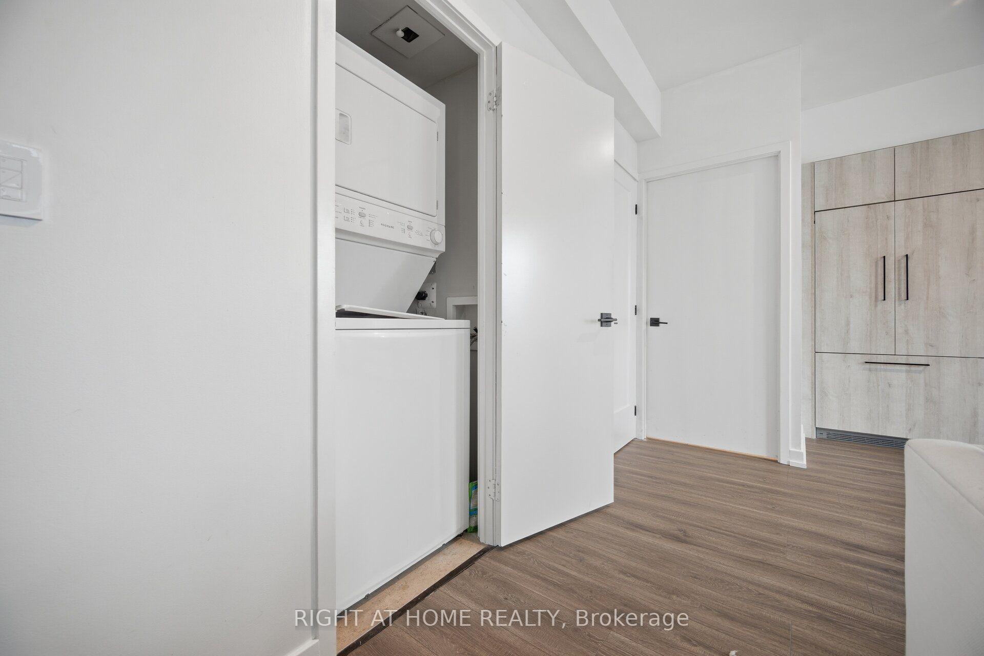 Photo 19 of Unit Lph01, 21 Nelson Street, Toronto, Waterfront Communities — HOMEH