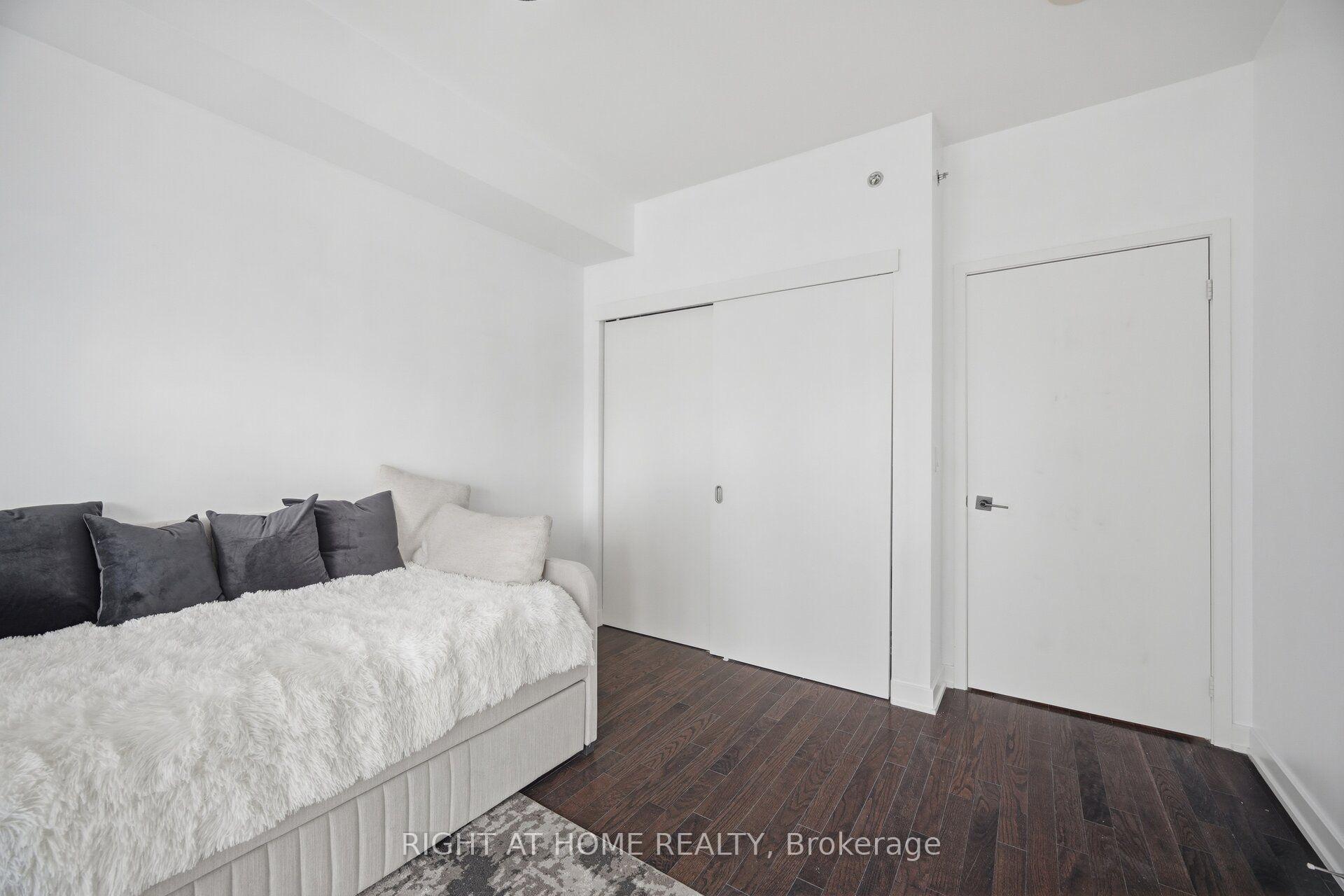 Photo 26 of Unit Lph01, 21 Nelson Street, Toronto, Waterfront Communities — HOMEH