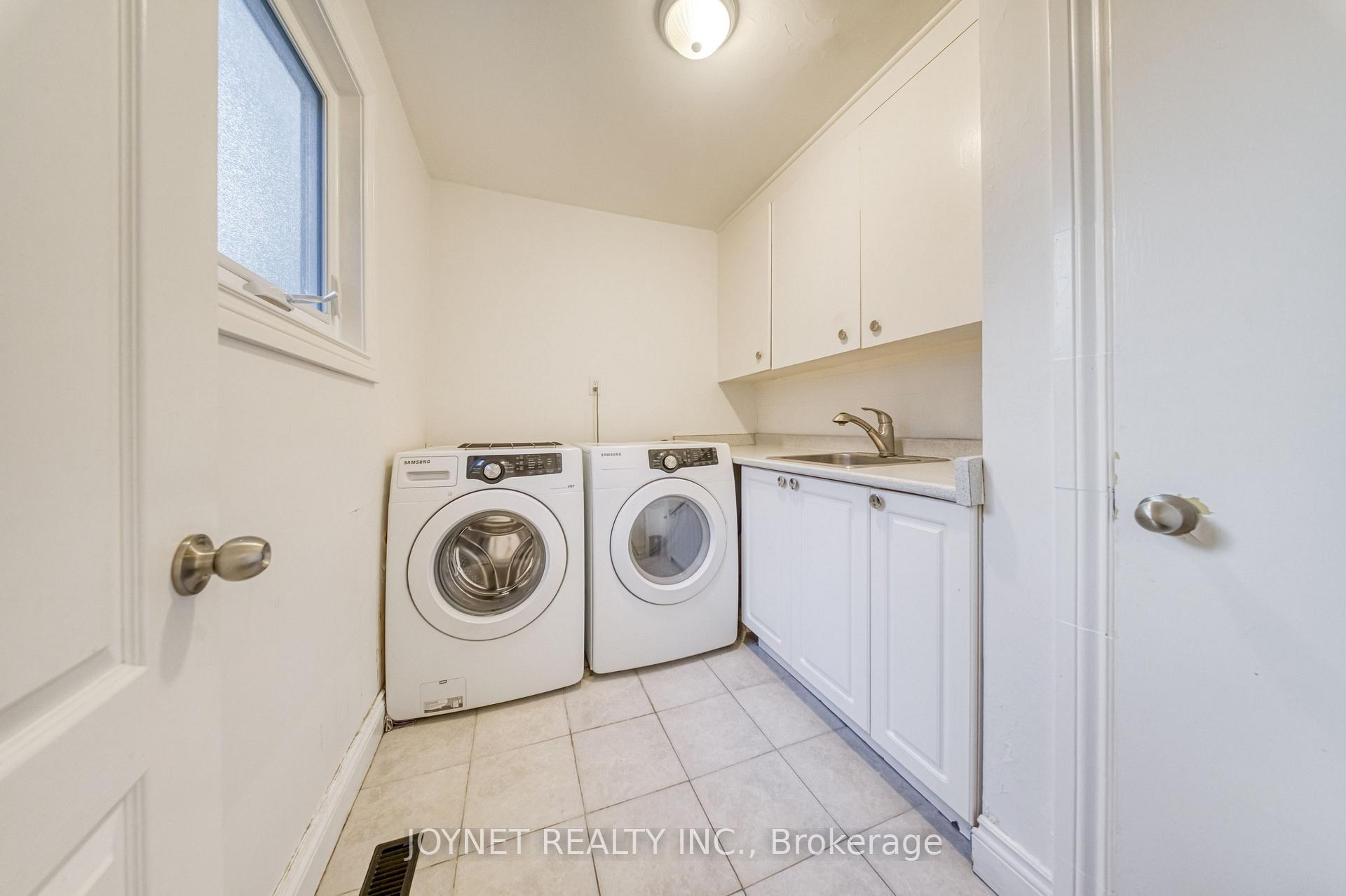 Photo 19 of 18 Bruce Farm Drive, North York, Bayview Woods-Steeles — HOMEH