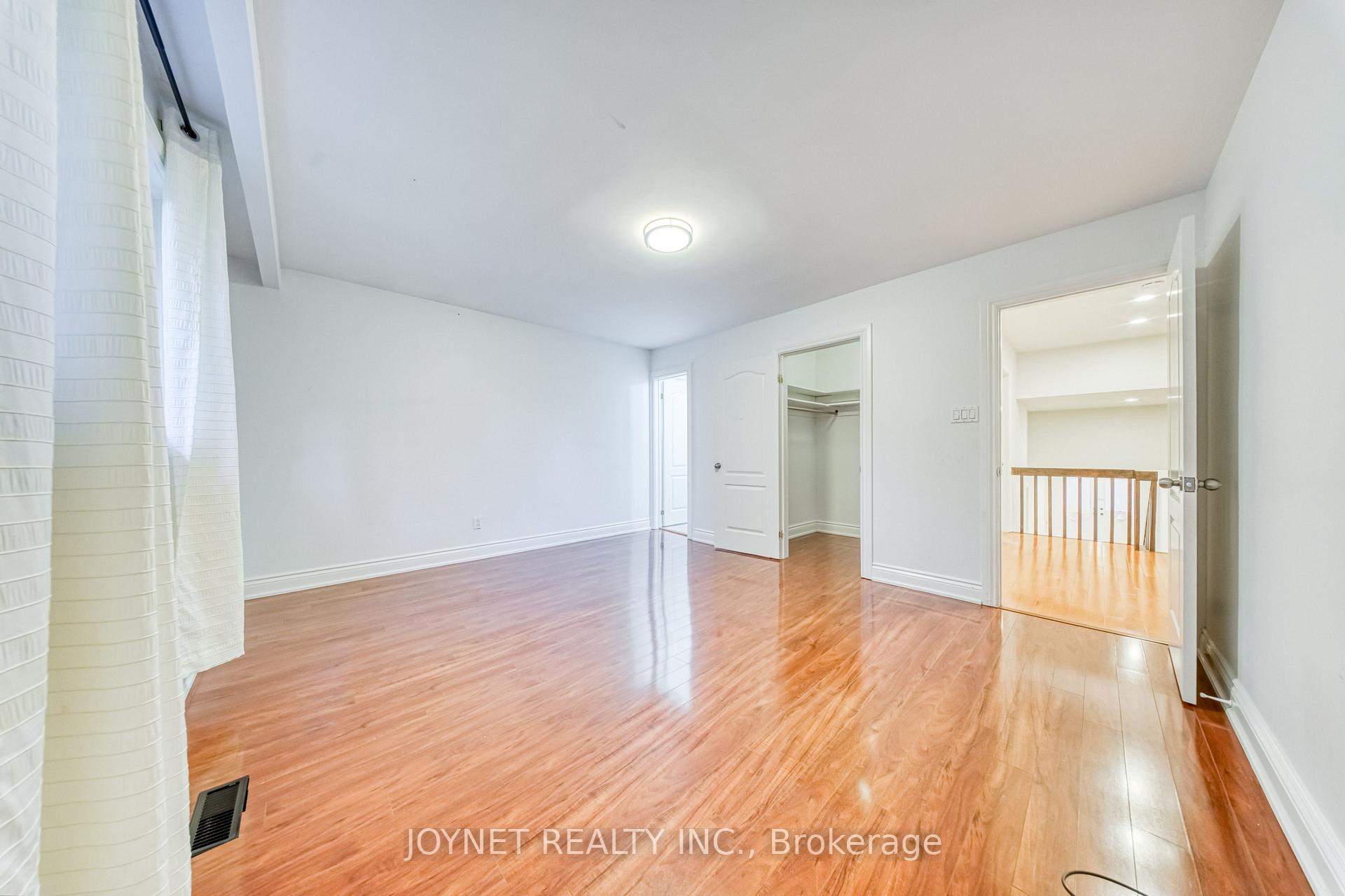 Photo 22 of 18 Bruce Farm Drive, North York, Bayview Woods-Steeles — HOMEH