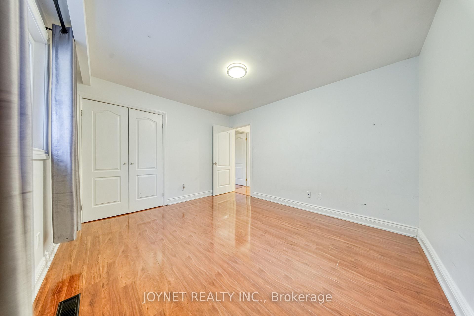 Photo 29 of 18 Bruce Farm Drive, North York, Bayview Woods-Steeles — HOMEH