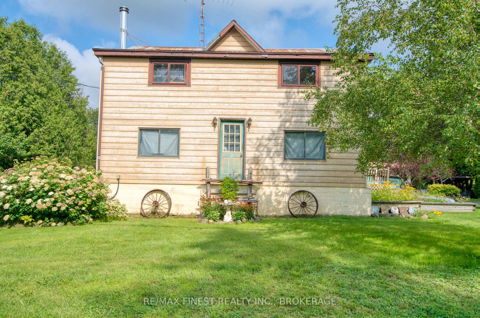 Photo 33 of 11621 Road 38, Frontenac, Frontenac Centre — HOMEH
