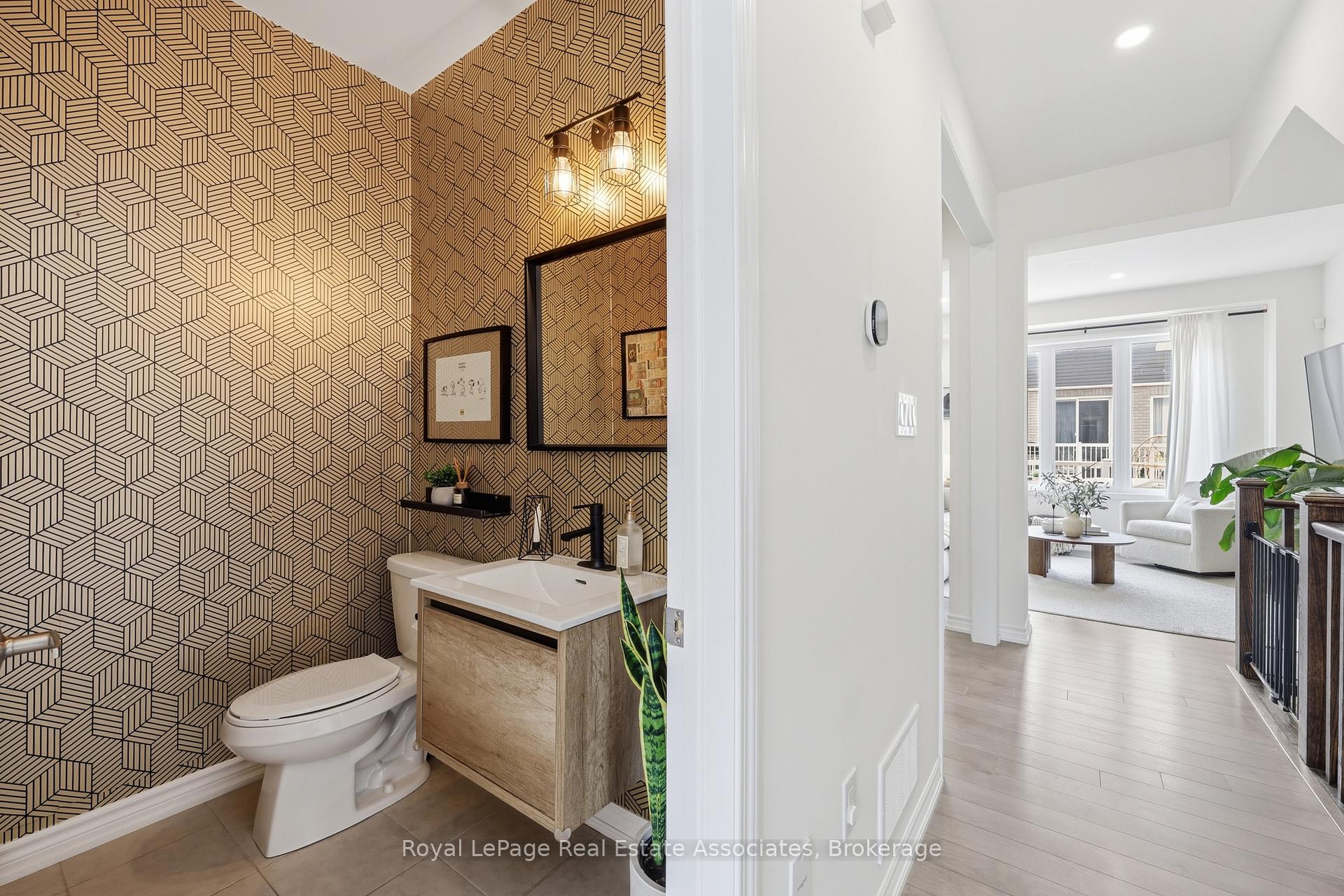 Photo 21 of Unit 27, 1222 Rose Way, Milton, Cobban — HOMEH