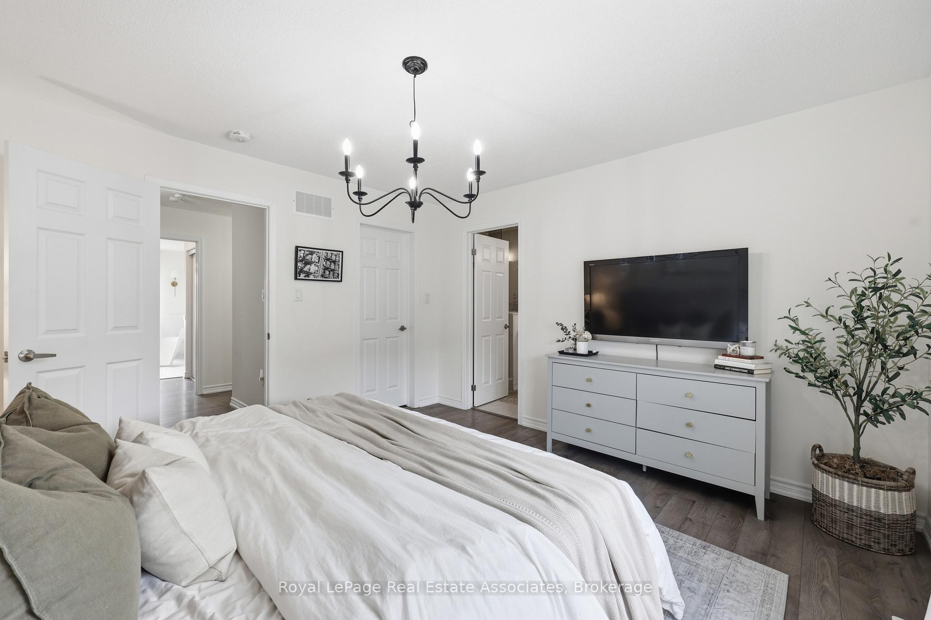 Photo 26 of Unit 27, 1222 Rose Way, Milton, Cobban — HOMEH
