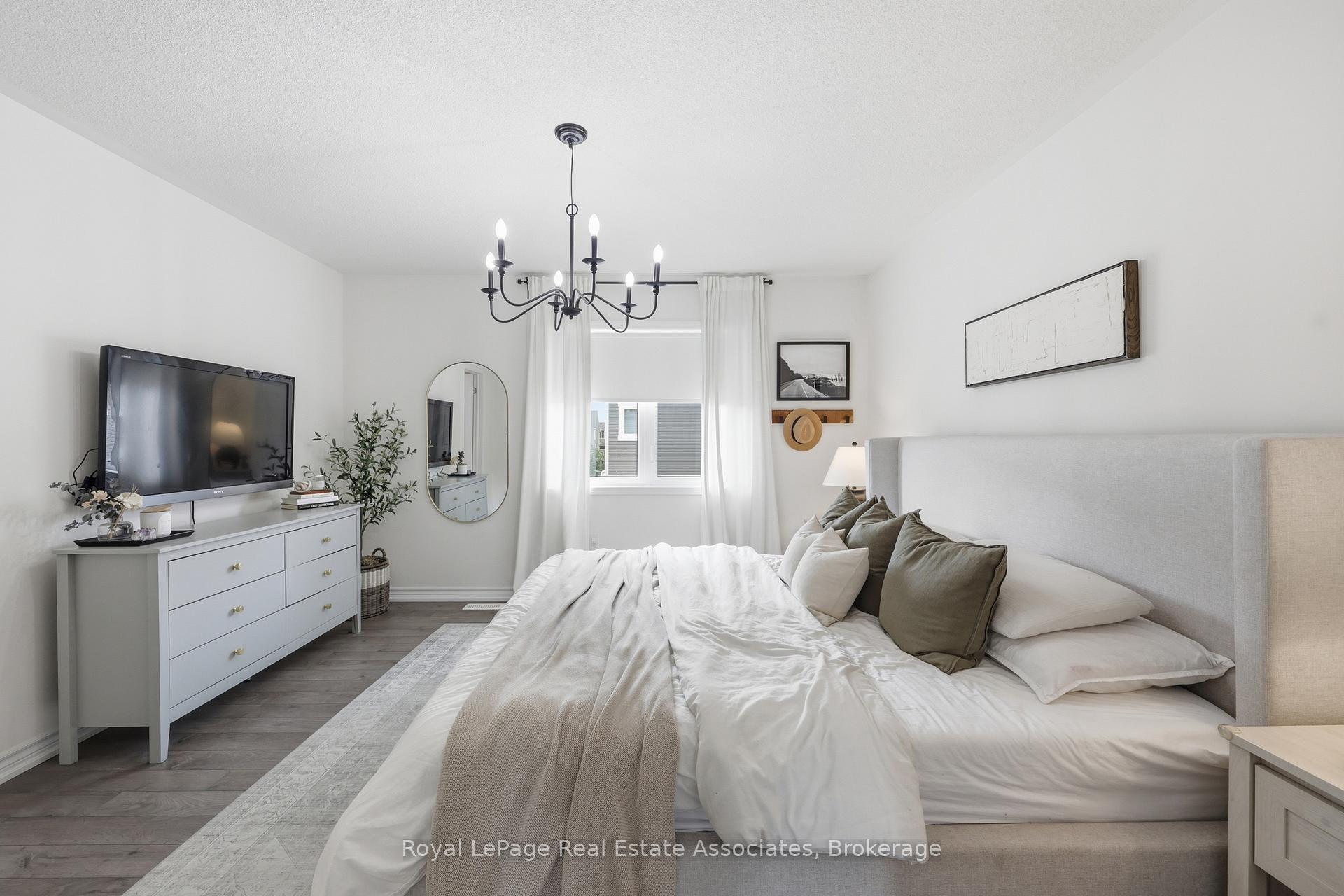 Photo 27 of Unit 27, 1222 Rose Way, Milton, Cobban — HOMEH