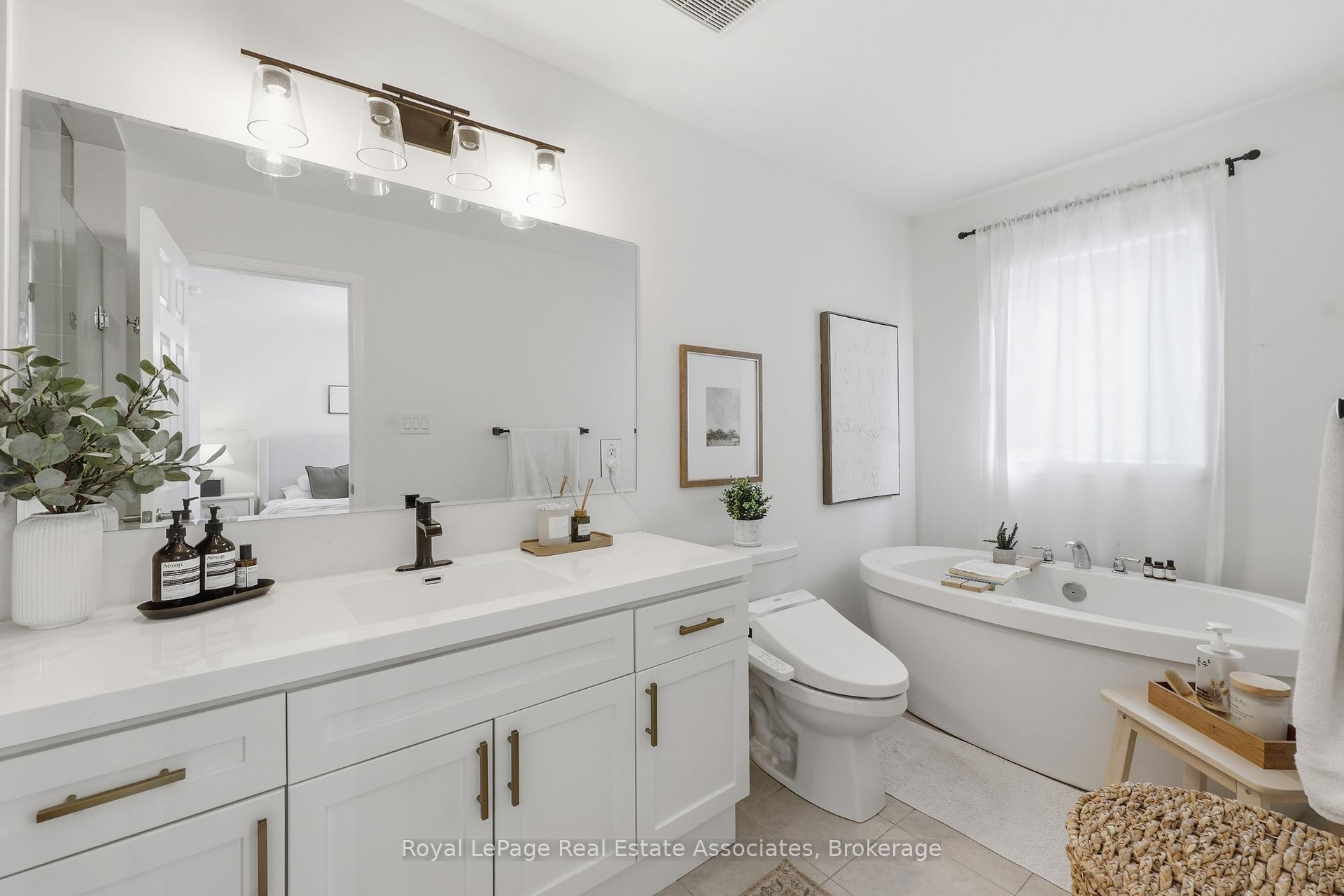 Photo 28 of Unit 27, 1222 Rose Way, Milton, Cobban — HOMEH