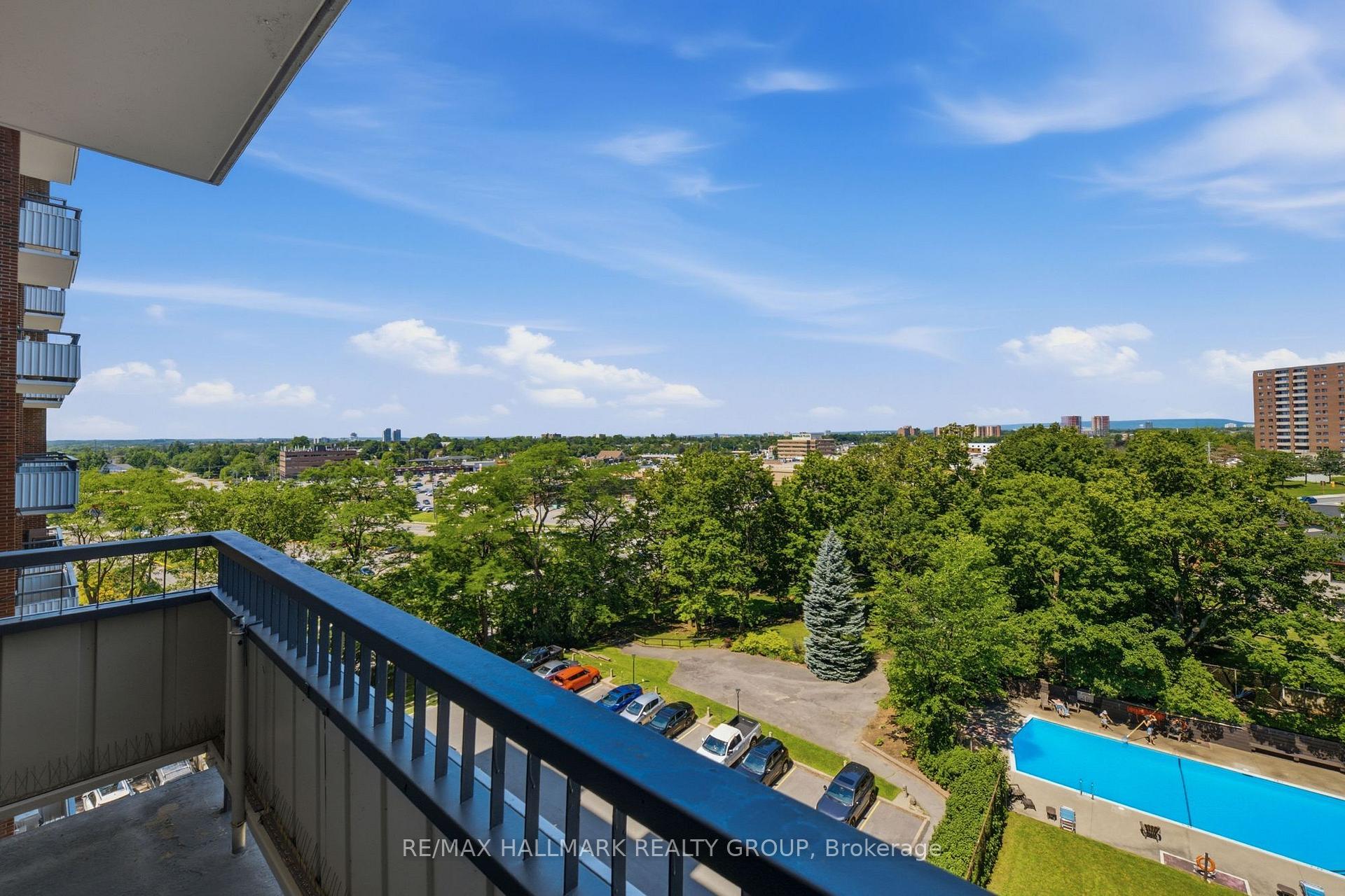 Photo 15 of Unit 714, 20 Chesterton Drive, Ottawa, Borden Farm/Stewart Farm/Carleton Heights/Parkwood Hills — HOMEH