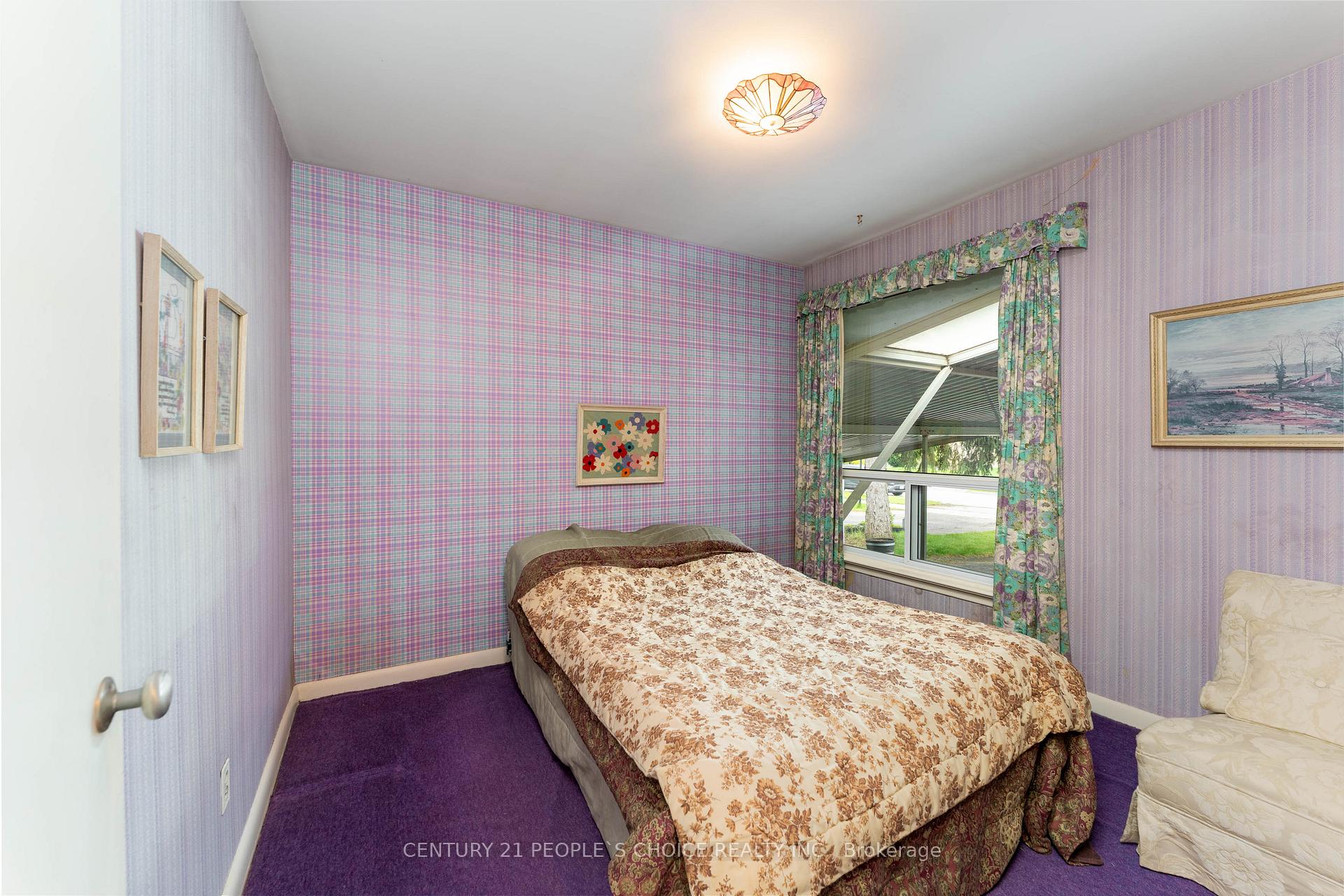 Photo 19 of 82 Hadrian Drive, Etobicoke, Elms-Old Rexdale — HOMEH