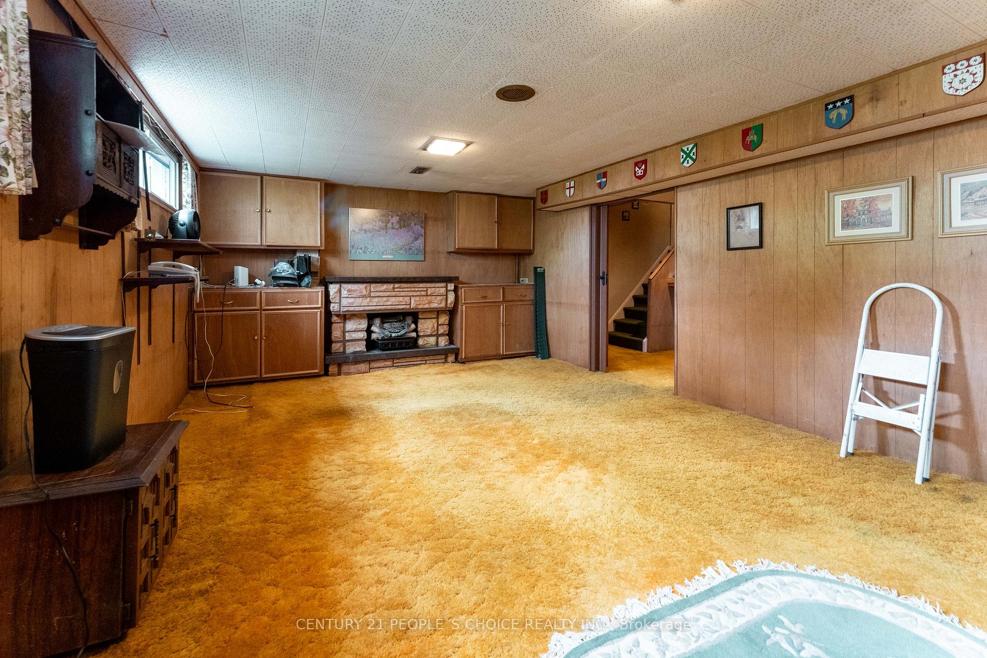 Photo 28 of 82 Hadrian Drive, Etobicoke, Elms-Old Rexdale — HOMEH