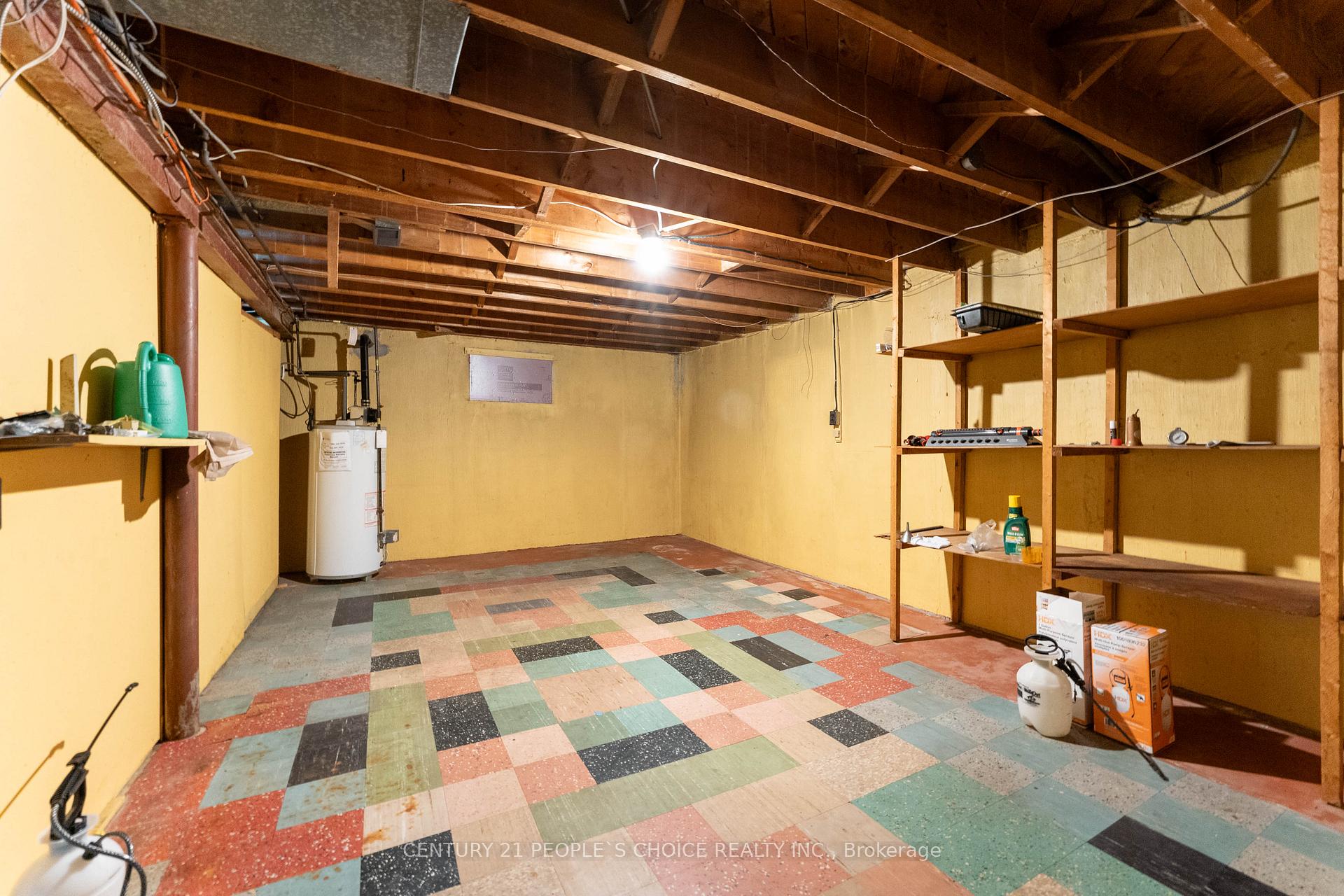 Photo 33 of 82 Hadrian Drive, Etobicoke, Elms-Old Rexdale — HOMEH