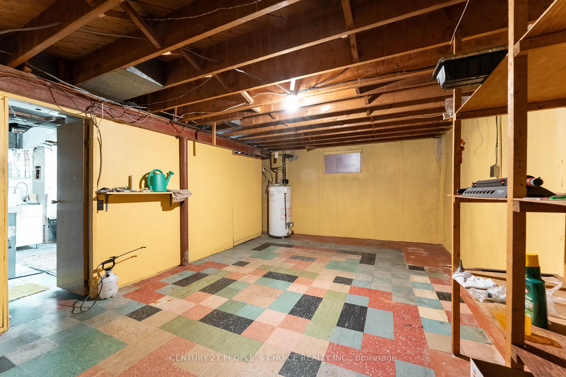 Photo 34 of 82 Hadrian Drive, Etobicoke, Elms-Old Rexdale — HOMEH