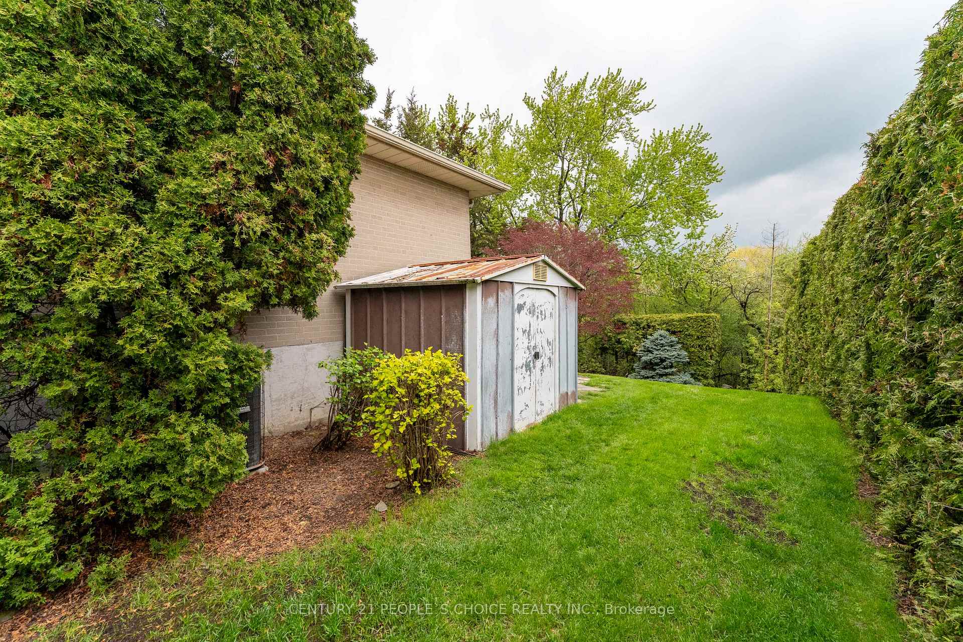 Photo 36 of 82 Hadrian Drive, Etobicoke, Elms-Old Rexdale — HOMEH