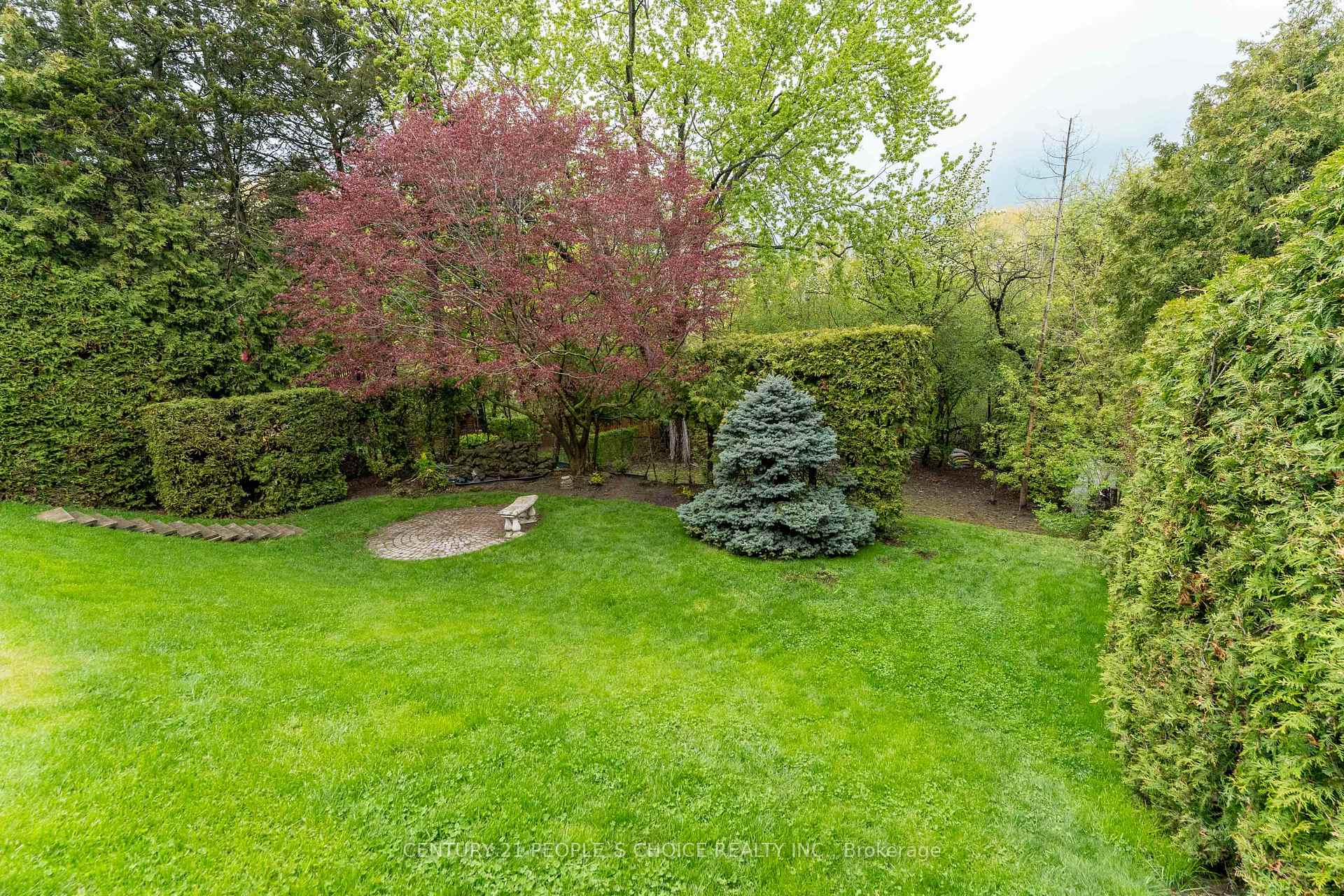 Photo 42 of 82 Hadrian Drive, Etobicoke, Elms-Old Rexdale — HOMEH