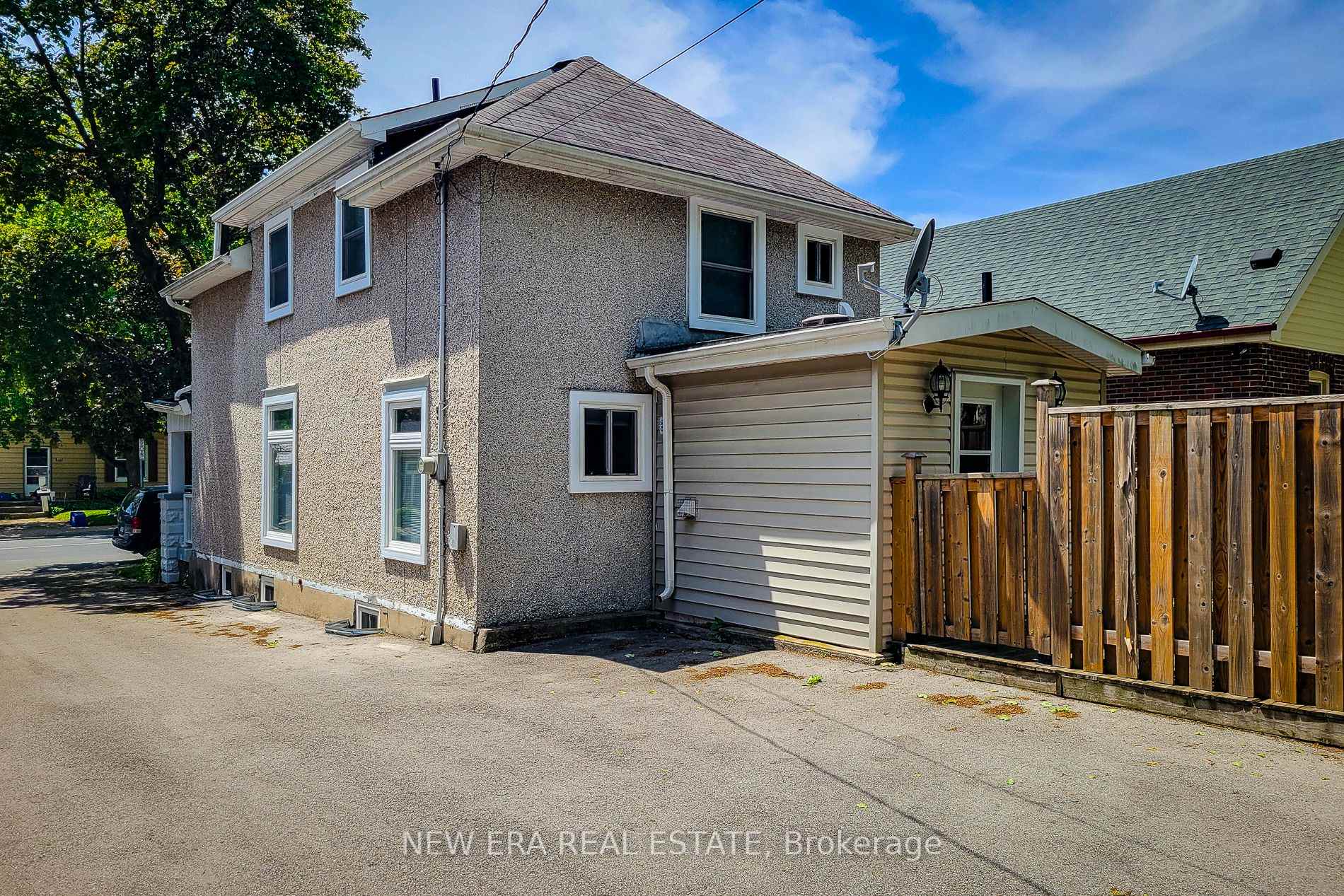 Photo 5 of 319 King Street W, Hamilton, Dundas — HOMEH