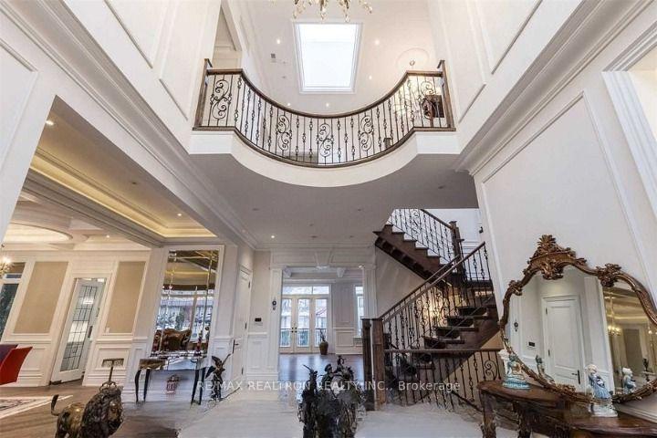 Photo 6 of 267 Arnold Avenue, Vaughan, Crestwood-Springfarm-Yorkhill — HOMEH