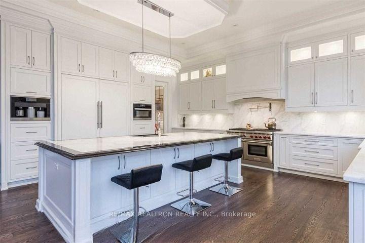 Photo 10 of 267 Arnold Avenue, Vaughan, Crestwood-Springfarm-Yorkhill — HOMEH