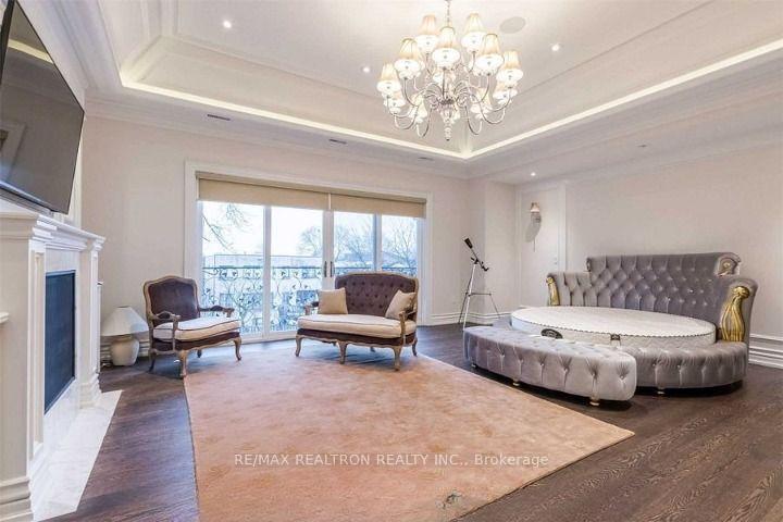 Photo 15 of 267 Arnold Avenue, Vaughan, Crestwood-Springfarm-Yorkhill — HOMEH