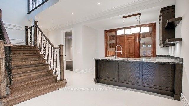 Photo 18 of 267 Arnold Avenue, Vaughan, Crestwood-Springfarm-Yorkhill — HOMEH