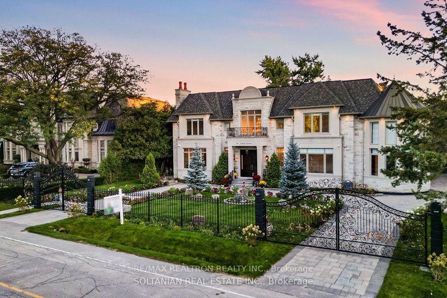 Photo 1 of 267 Arnold Avenue, Vaughan, Crestwood-Springfarm-Yorkhill — HOMEH