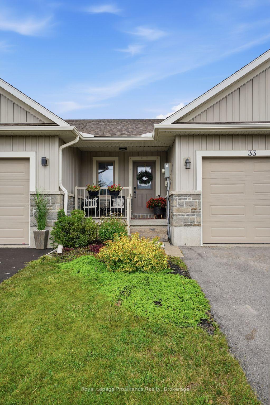 Photo 4 of 33 Chinook Street, Belleville, Belleville Ward — HOMEH