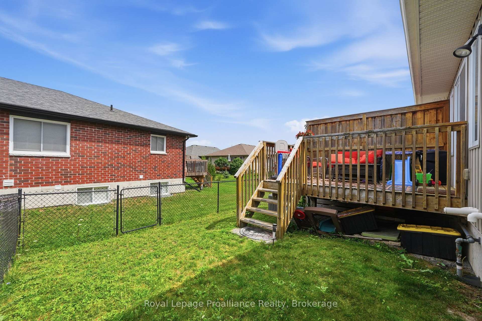 Photo 42 of 33 Chinook Street, Belleville, Belleville Ward — HOMEH