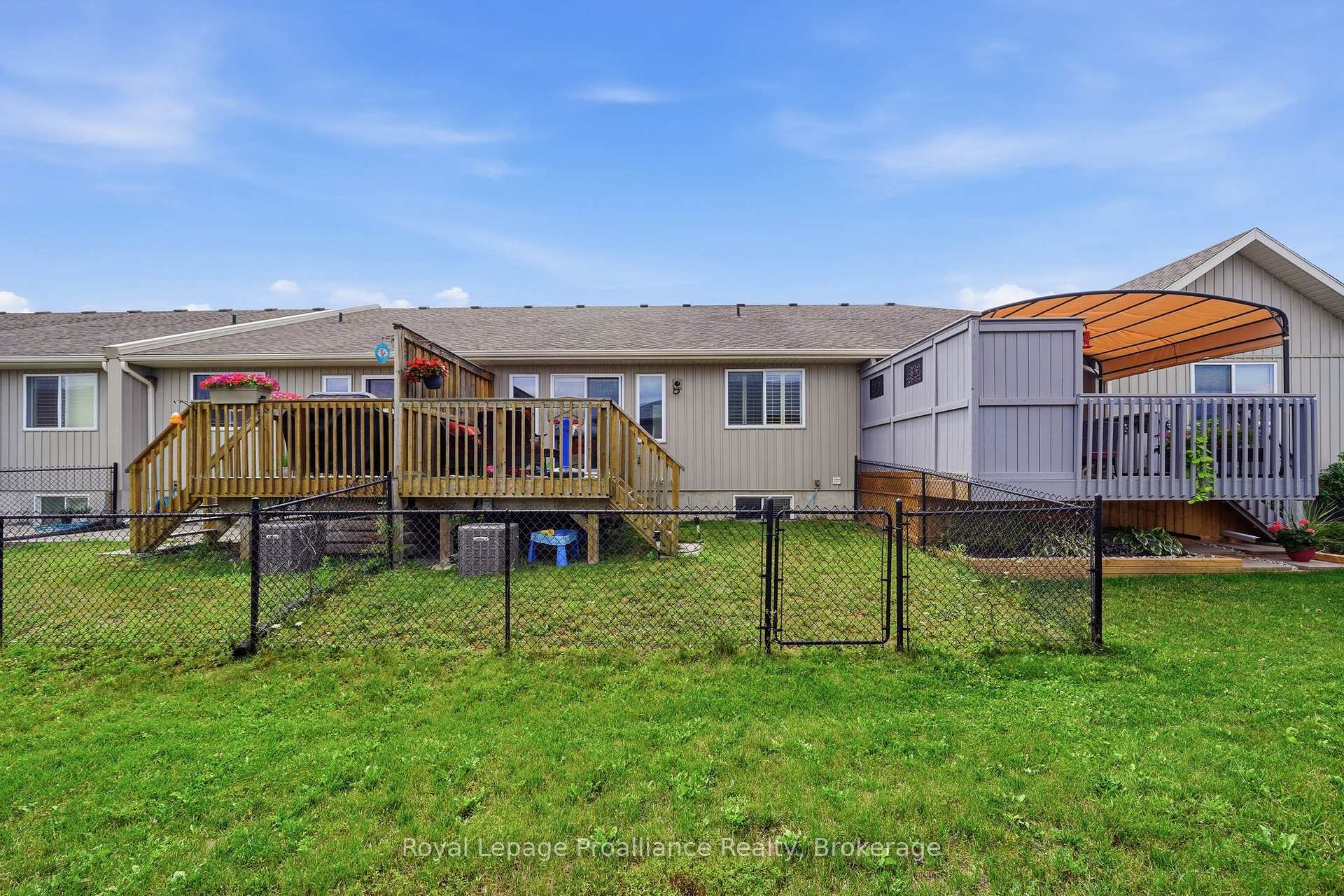 Photo 43 of 33 Chinook Street, Belleville, Belleville Ward — HOMEH