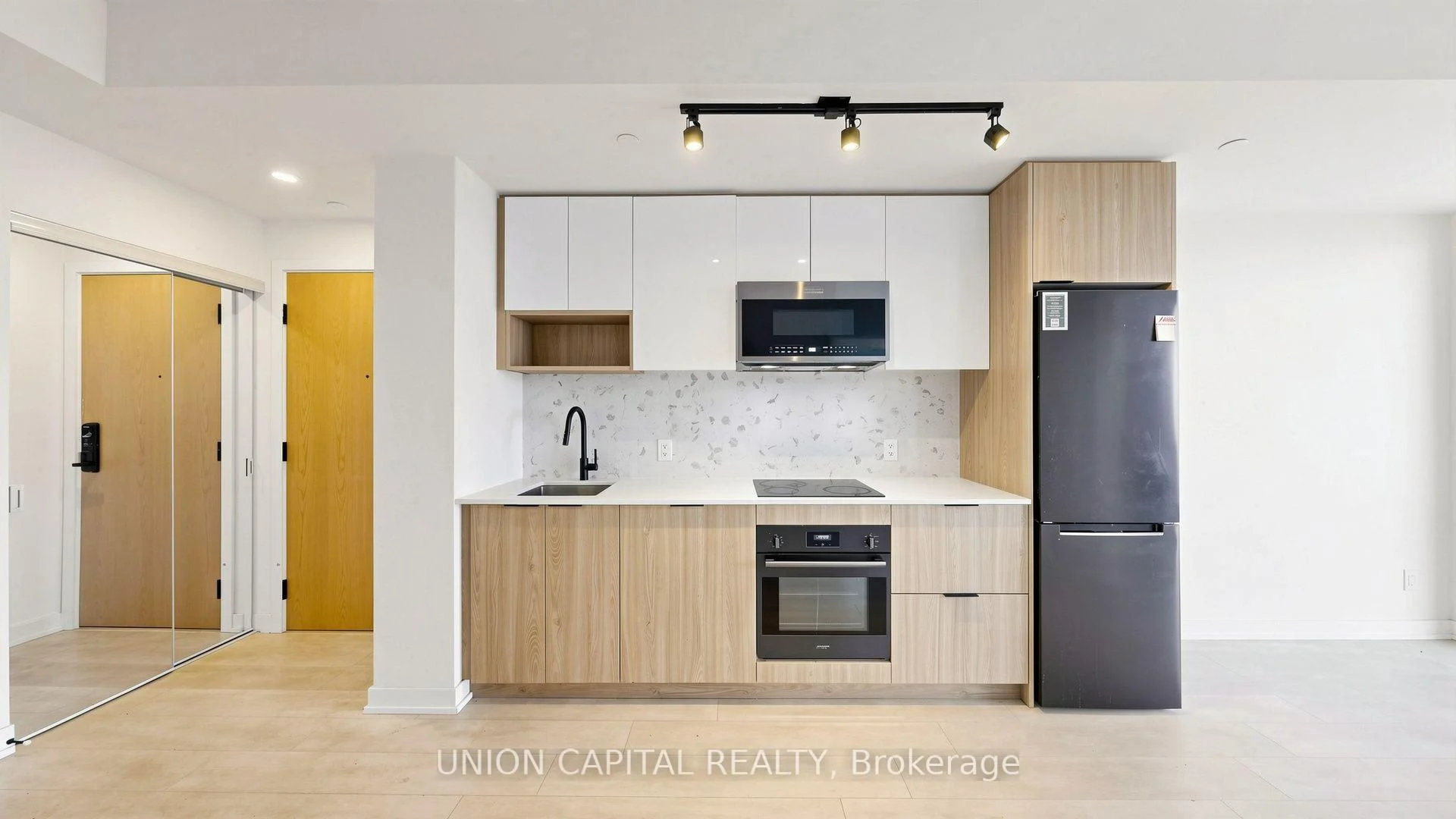 Photo 7 of Unit 3013, 5 Defries Street, Toronto, Regent Park — HOMEH