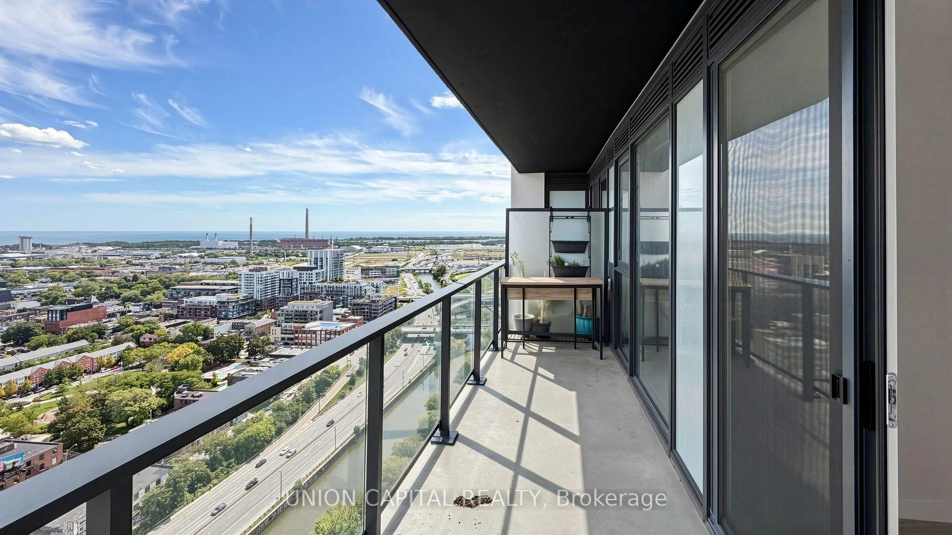 Photo 13 of Unit 3013, 5 Defries Street, Toronto, Regent Park — HOMEH