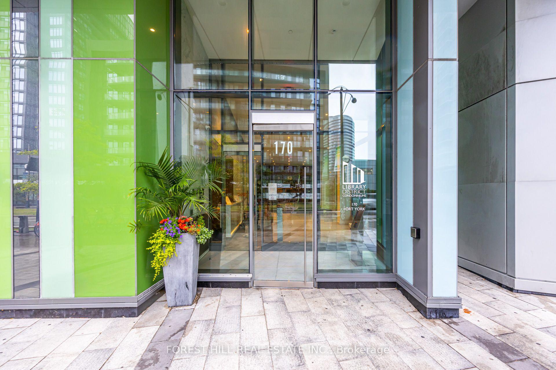 Photo 2 of Unit 2805, 170 Fort York Boulevard, Toronto, Waterfront Communities — HOMEH