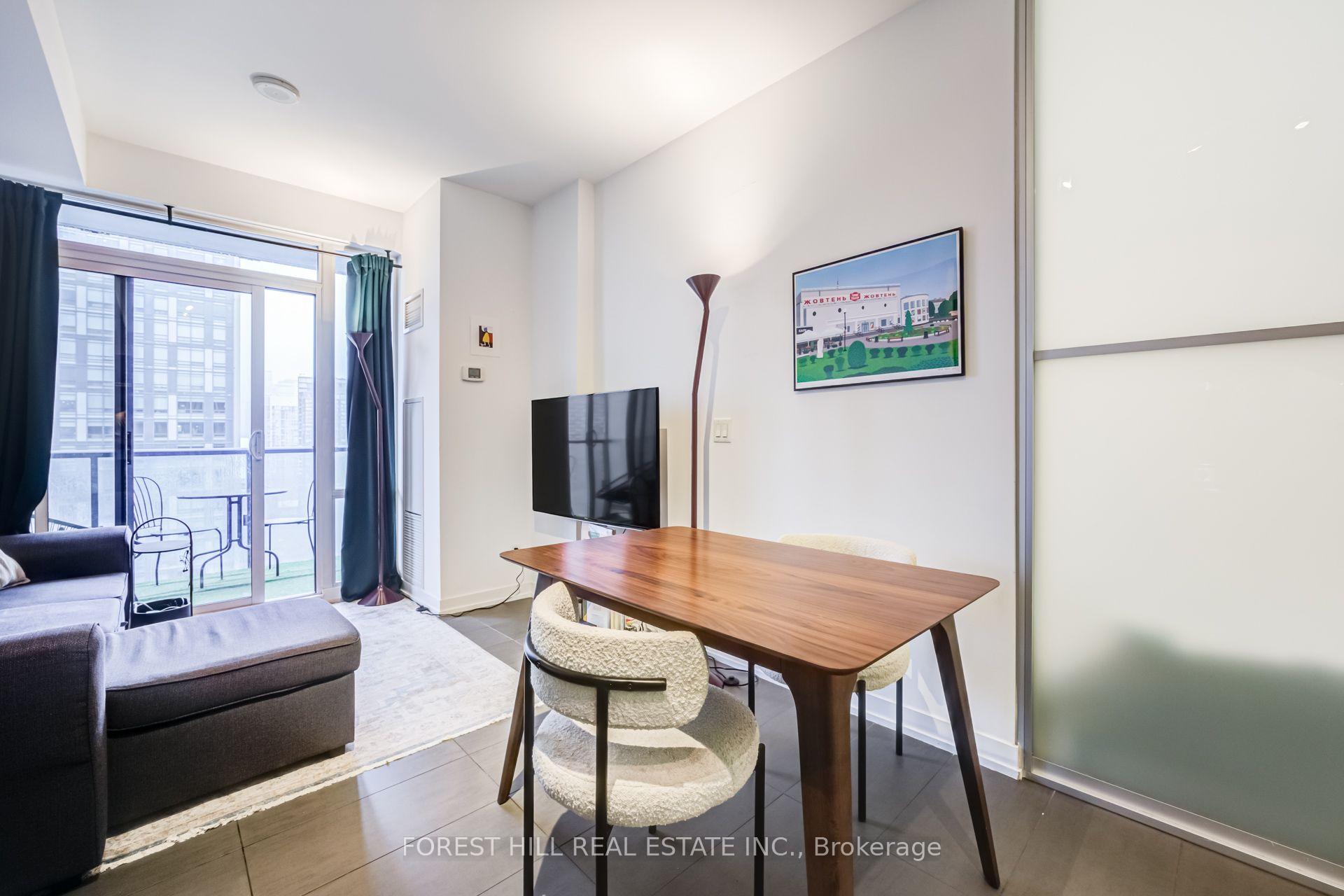 Photo 8 of Unit 2805, 170 Fort York Boulevard, Toronto, Waterfront Communities — HOMEH