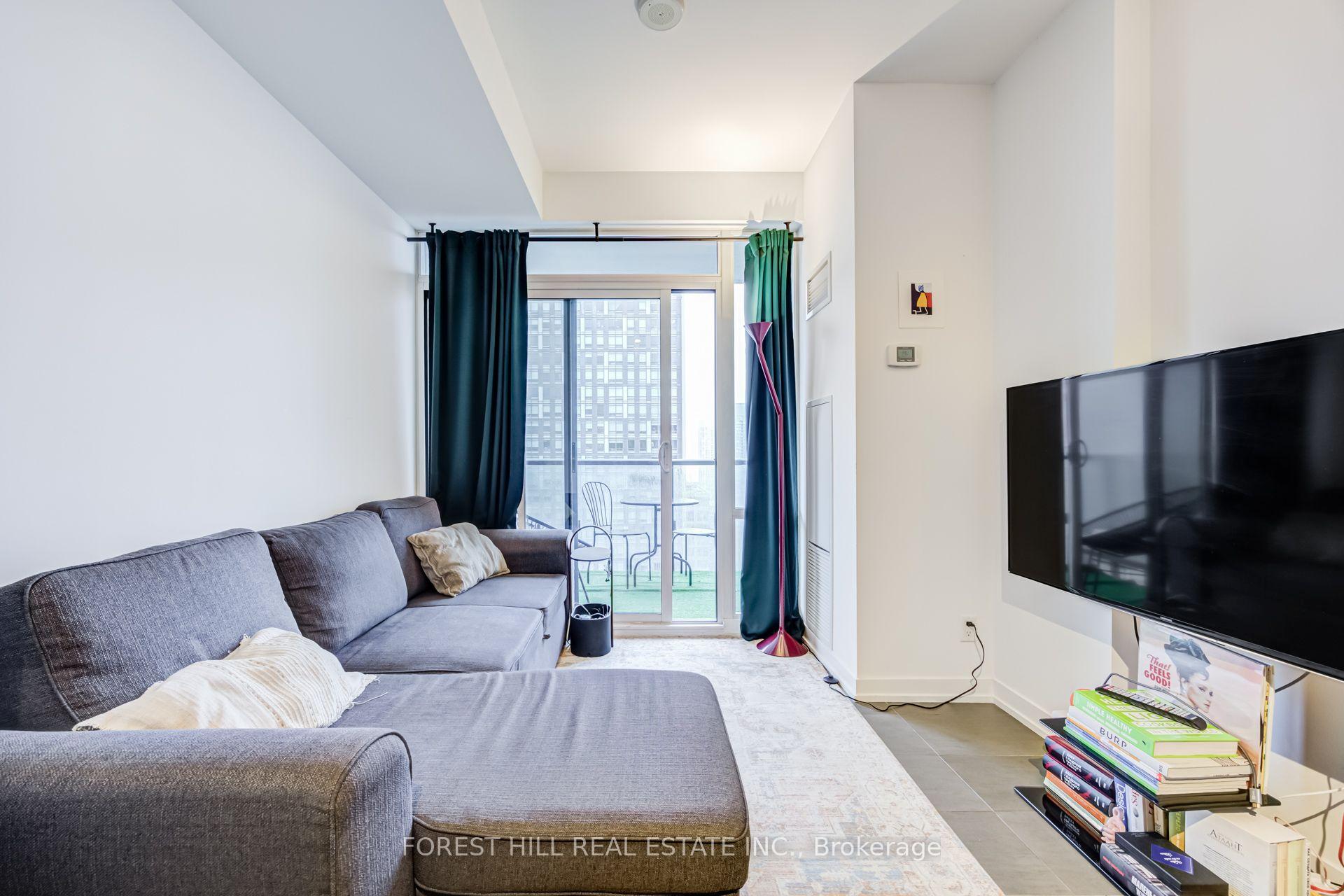 Photo 12 of Unit 2805, 170 Fort York Boulevard, Toronto, Waterfront Communities — HOMEH