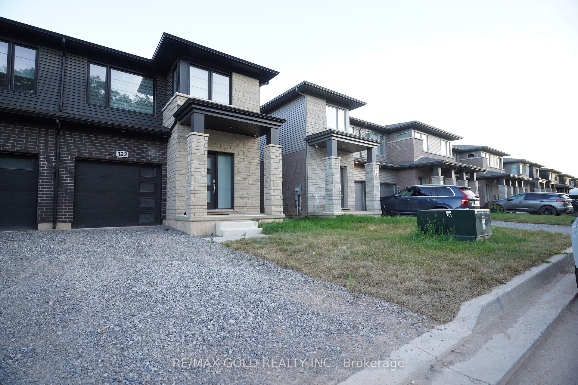 Photo 4 of 122 Willson Drive, Thorold, Hurricane/Merrittville — HOMEH