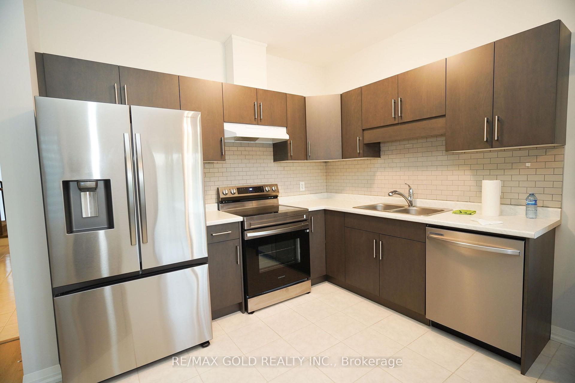 Photo 8 of 122 Willson Drive, Thorold, Hurricane/Merrittville — HOMEH