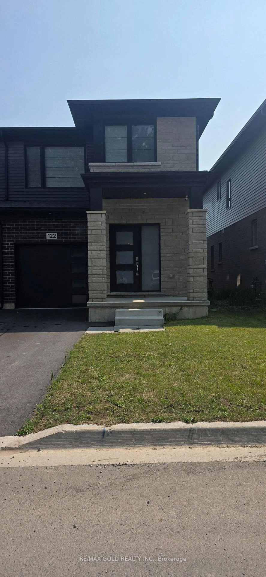 Photo 3 of 122 Willson Drive, Thorold, Hurricane/Merrittville — HOMEH