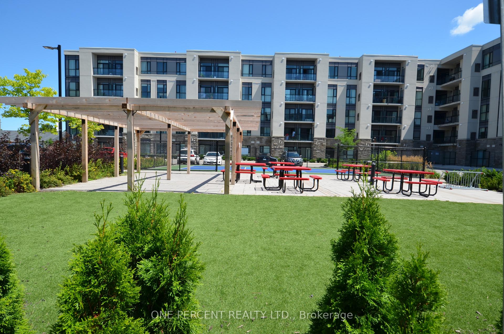 Photo 3 of Unit 139, 50 Herrick Avenue, St. Catharines, Oakdale — HOMEH