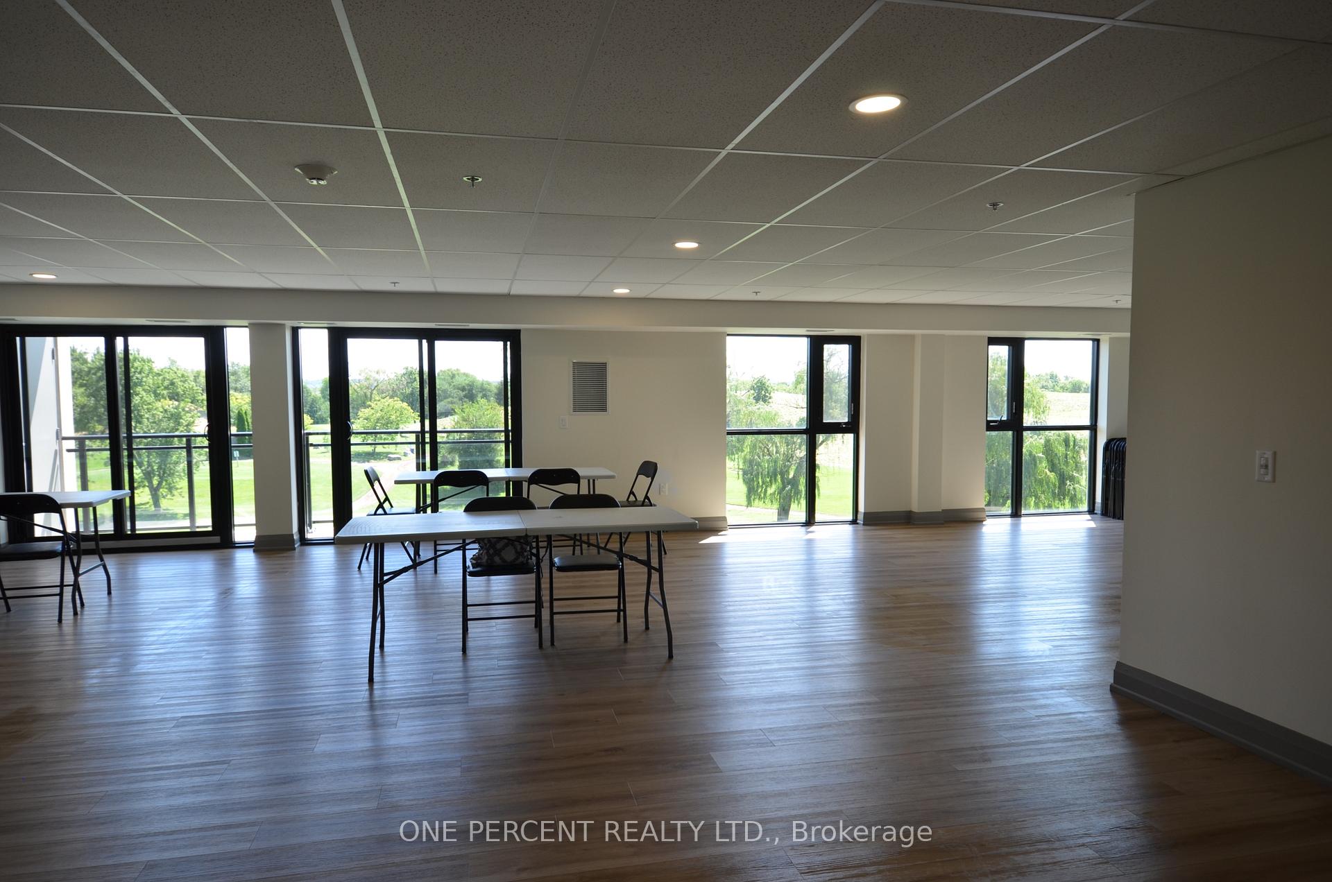 Photo 8 of Unit 139, 50 Herrick Avenue, St. Catharines, Oakdale — HOMEH
